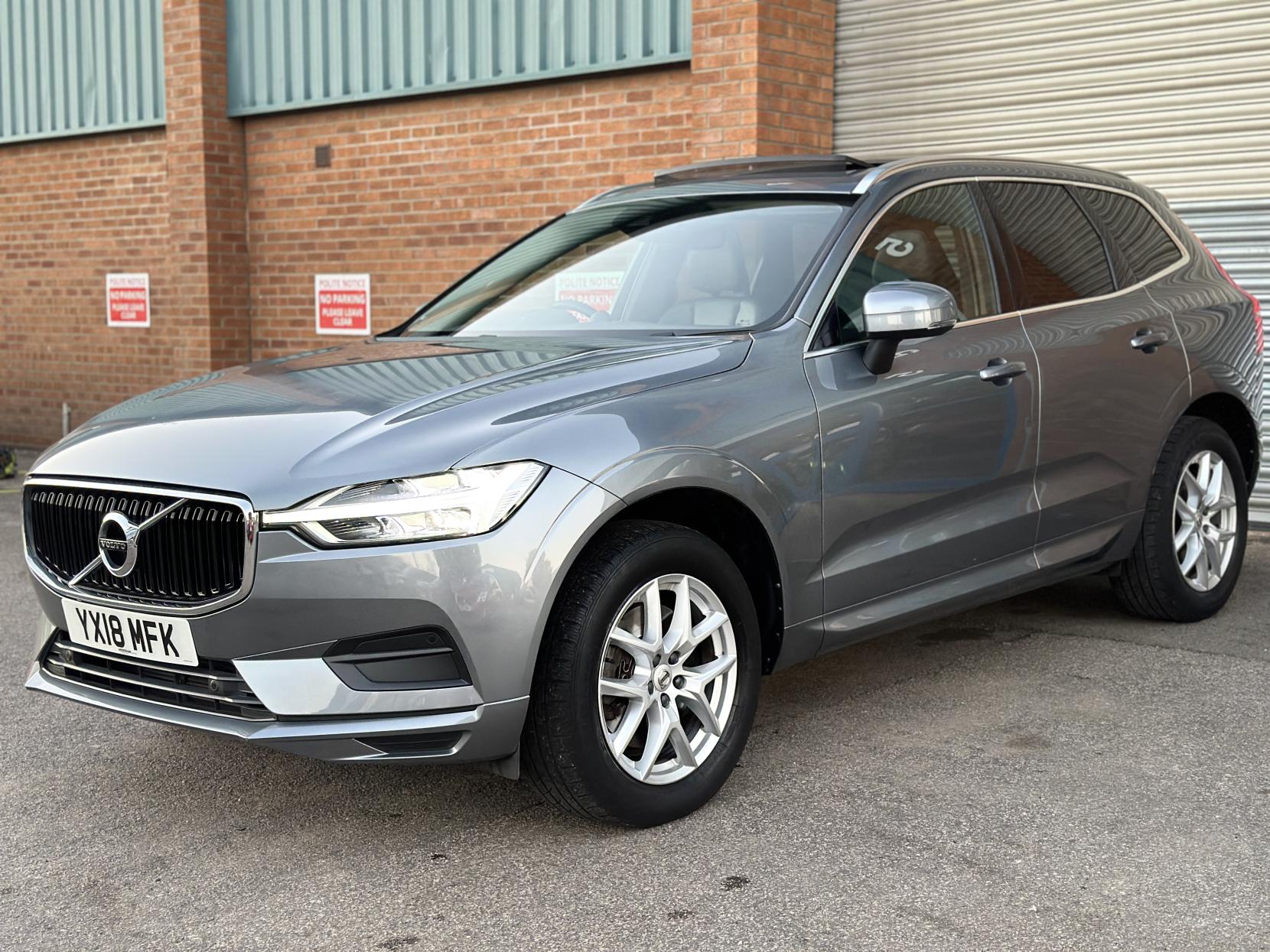 Volvo XC60 2.0 D4 Momentum SUV 5dr Diesel Auto AWD Euro 6 (s/s) (190 ps)