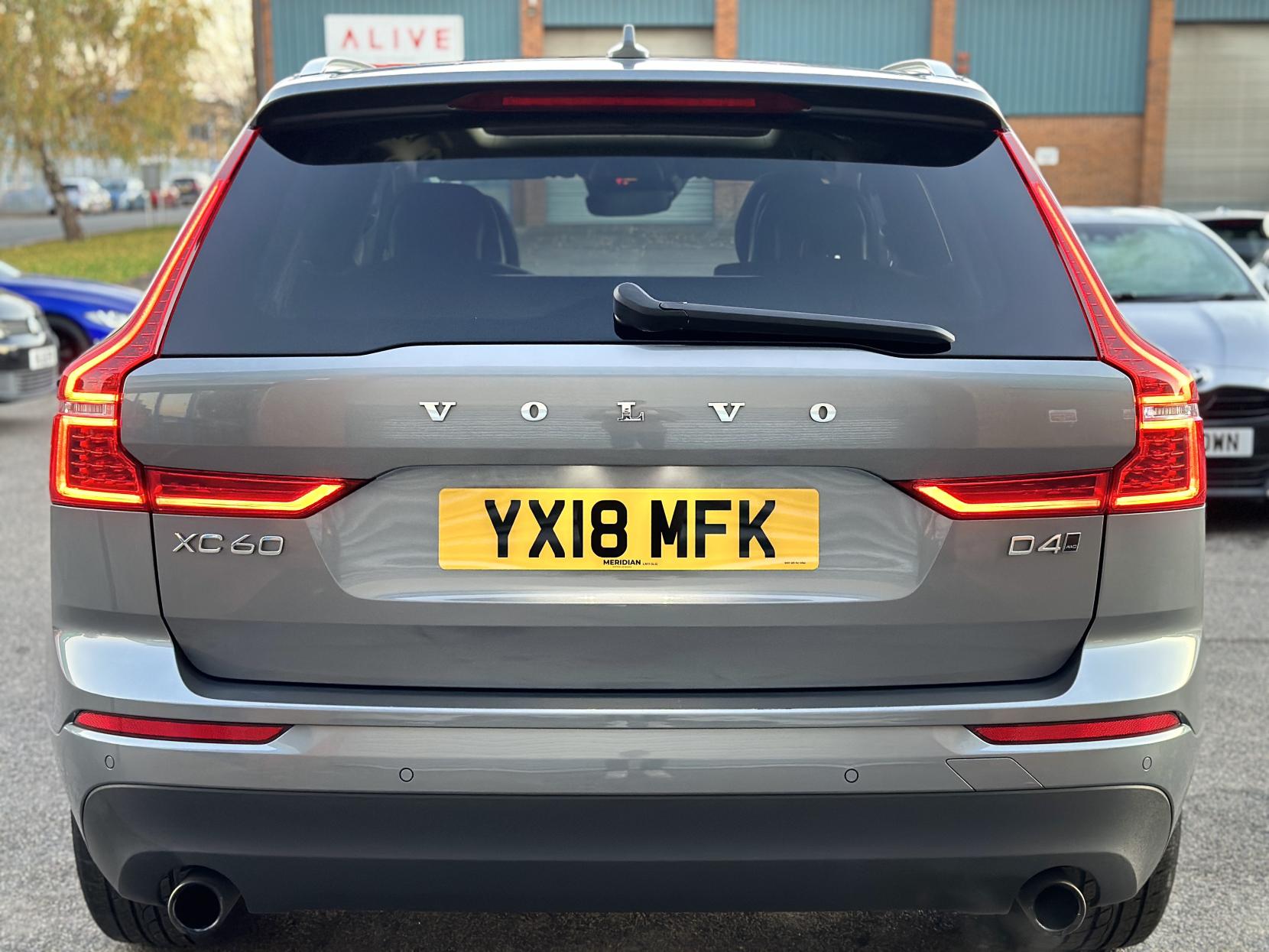 Volvo XC60 2.0 D4 Momentum SUV 5dr Diesel Auto AWD Euro 6 (s/s) (190 ps)