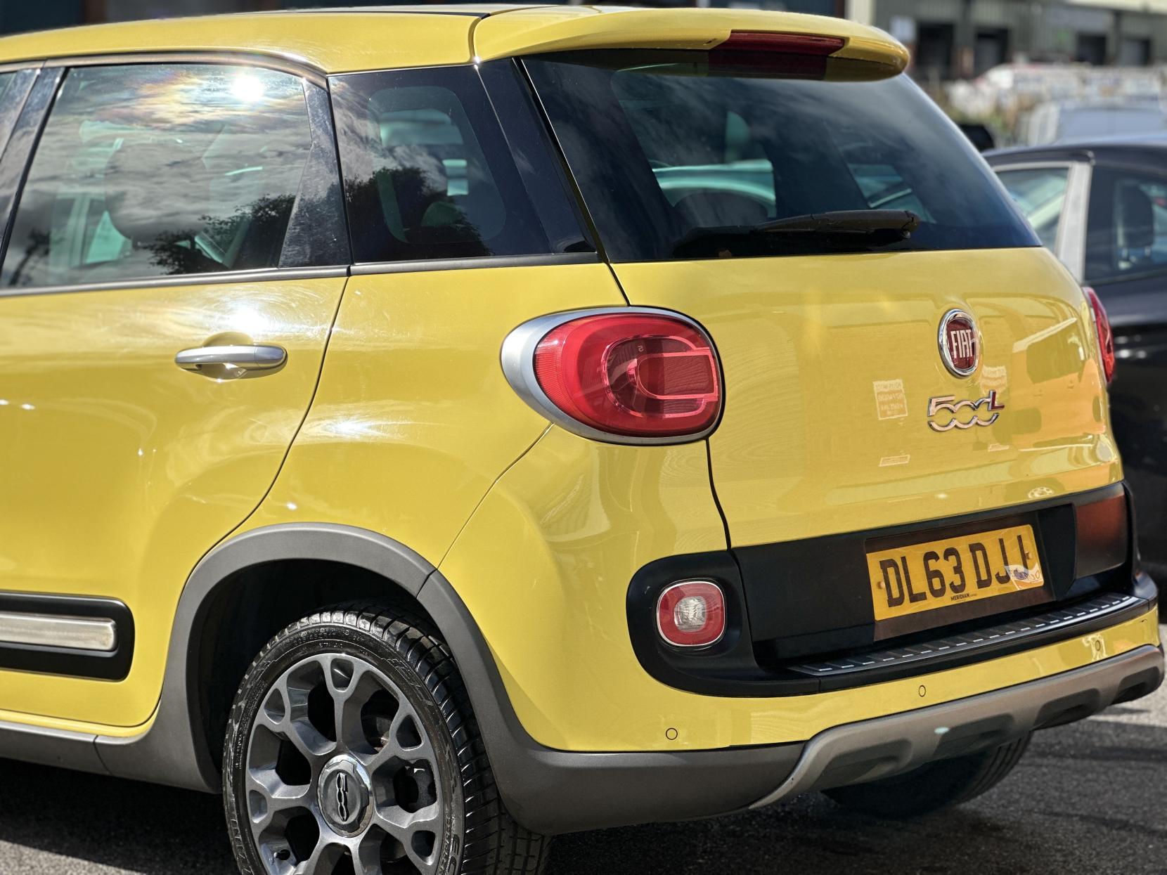 Fiat 500L 1.3 MultiJet Trekking MPV 5dr Diesel Dualogic Euro 5 (s/s) (85 bhp)