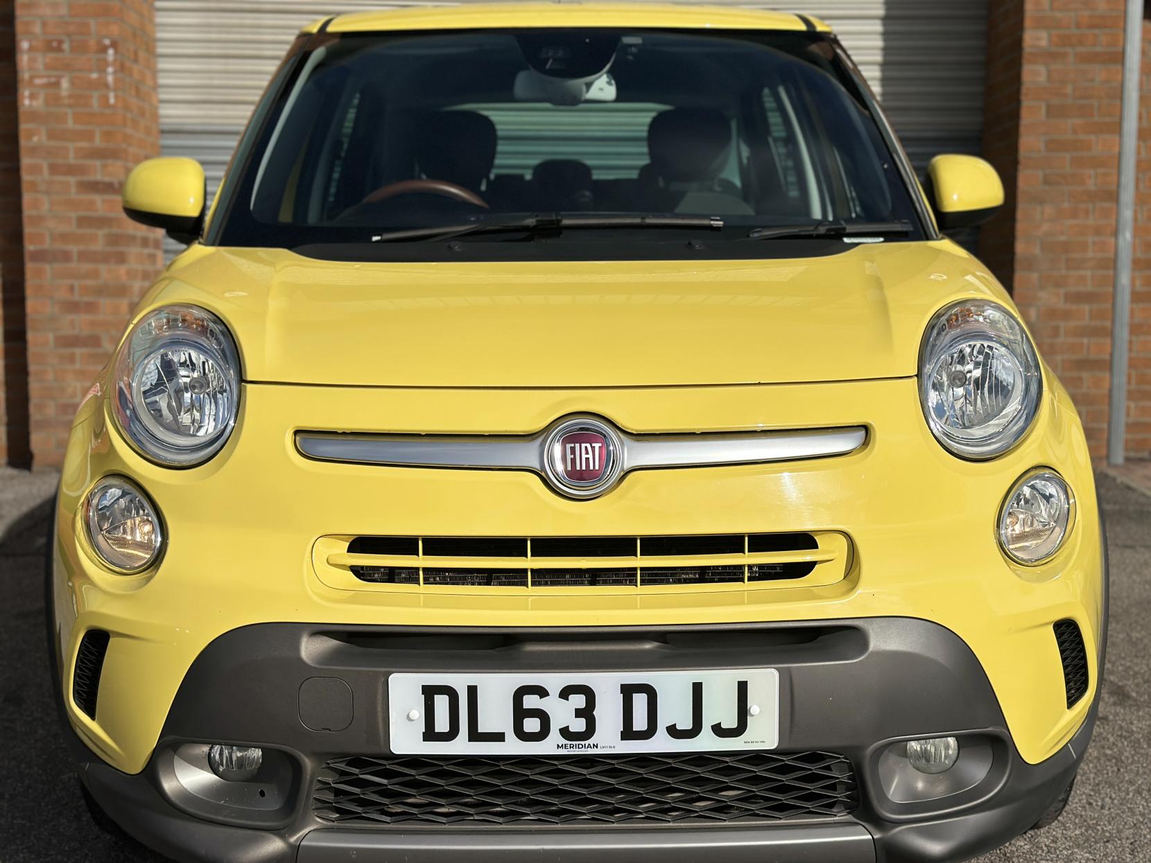 Fiat 500L 1.3 MultiJet Trekking MPV 5dr Diesel Dualogic Euro 5 (s/s) (85 bhp)