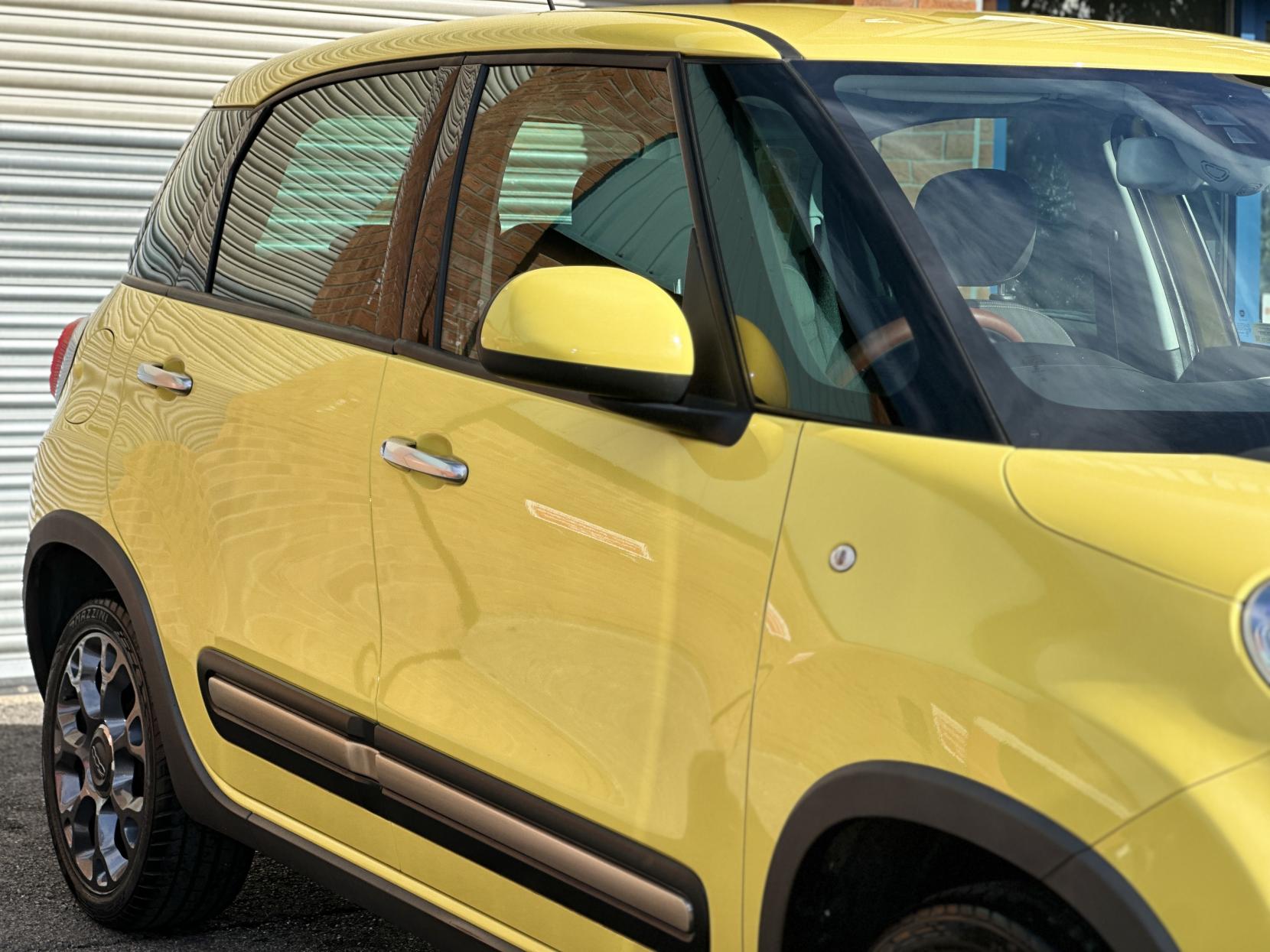 Fiat 500L 1.3 MultiJet Trekking MPV 5dr Diesel Dualogic Euro 5 (s/s) (85 bhp)