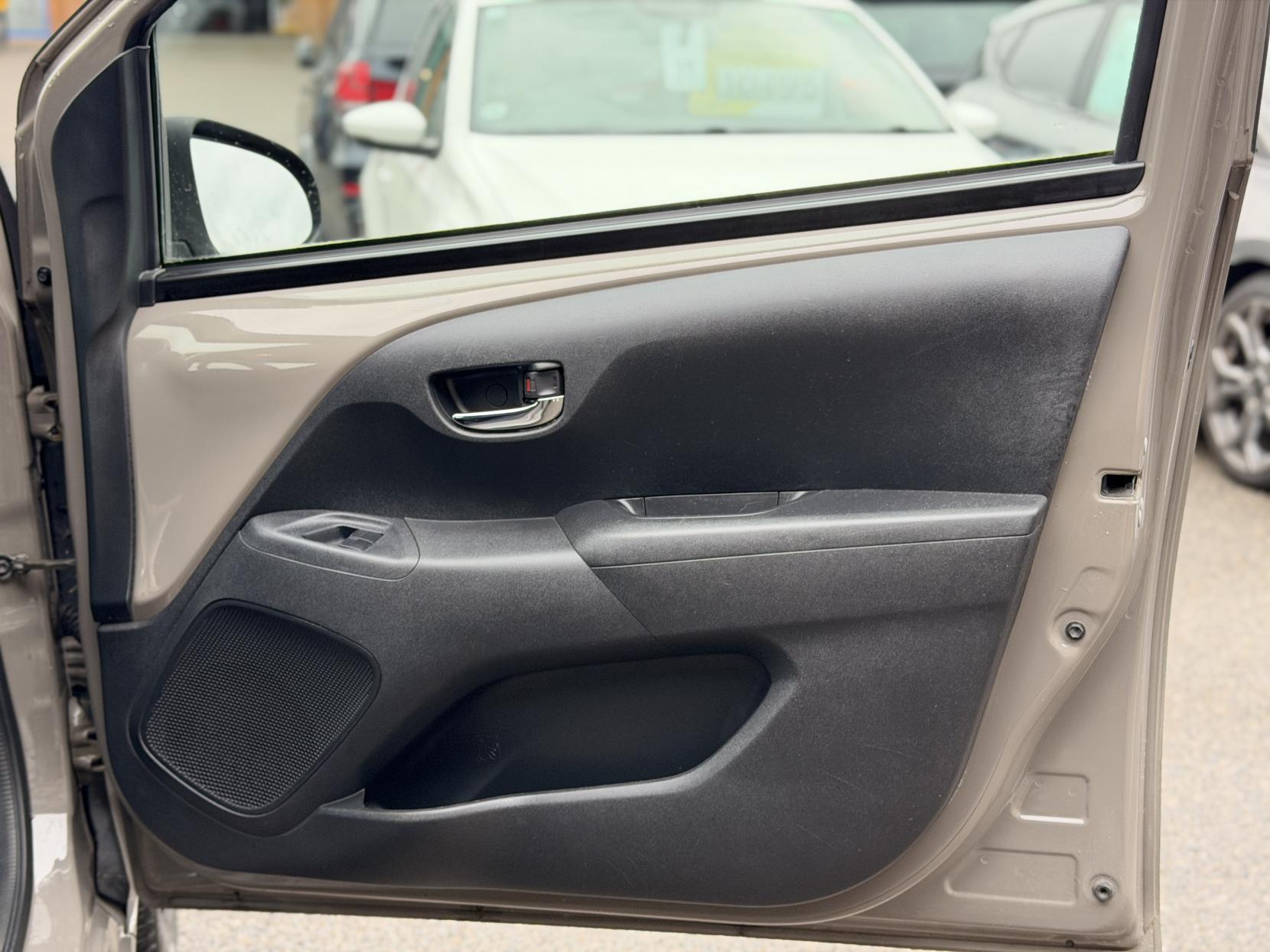 Citroen C1 1.0 VTi Flair Hatchback 5dr Petrol ETG5 Euro 5 (Euro 5) (68 ps)