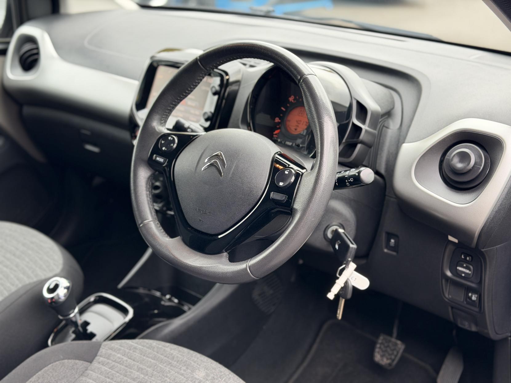 Citroen C1 1.0 VTi Flair Hatchback 5dr Petrol ETG5 Euro 5 (Euro 5) (68 ps)