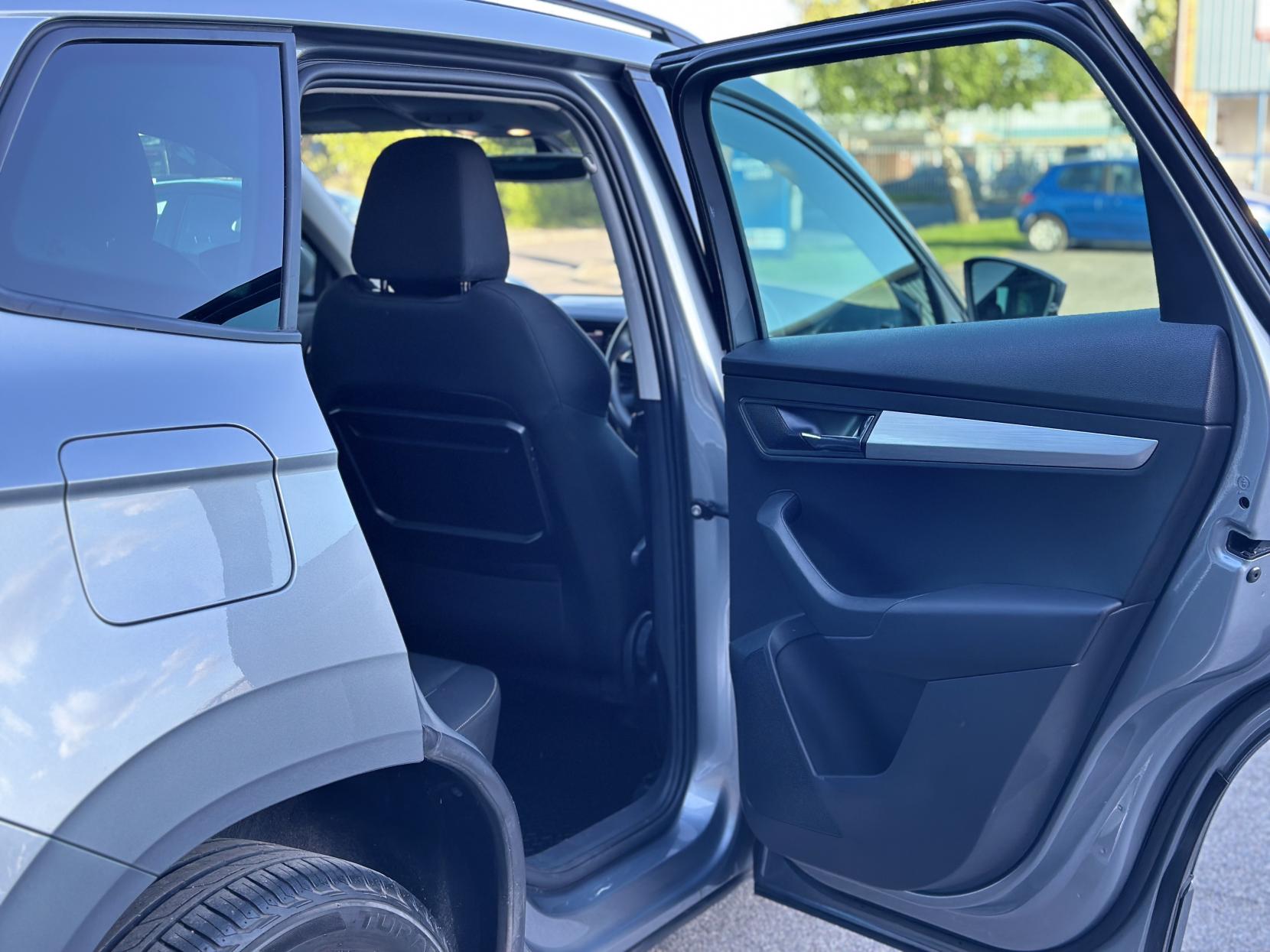Skoda Karoq 2.0 TDI SE SUV 5dr Diesel Manual Euro 6 (s/s) (150 ps)