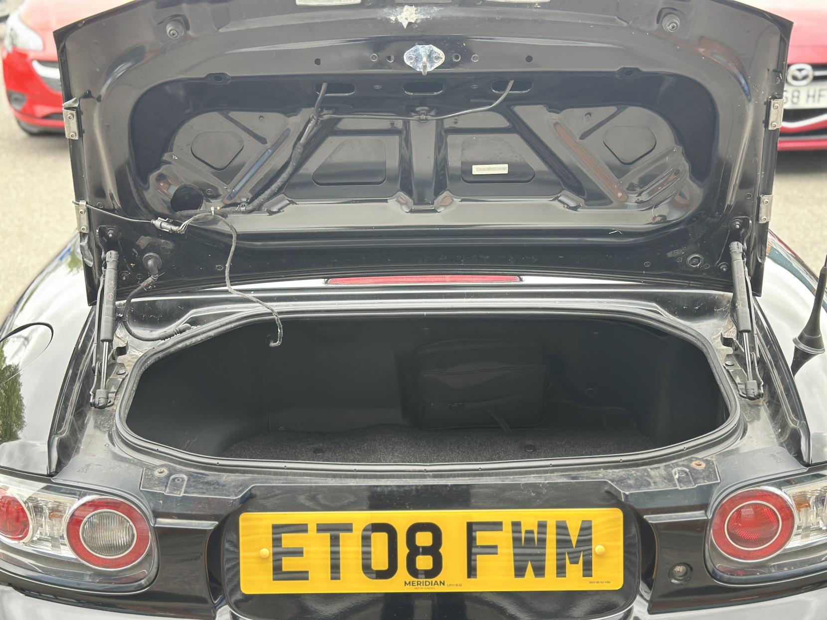 Mazda MX-5 2.0i Sport Convertible 2dr Petrol Manual Euro 4 (160 ps)
