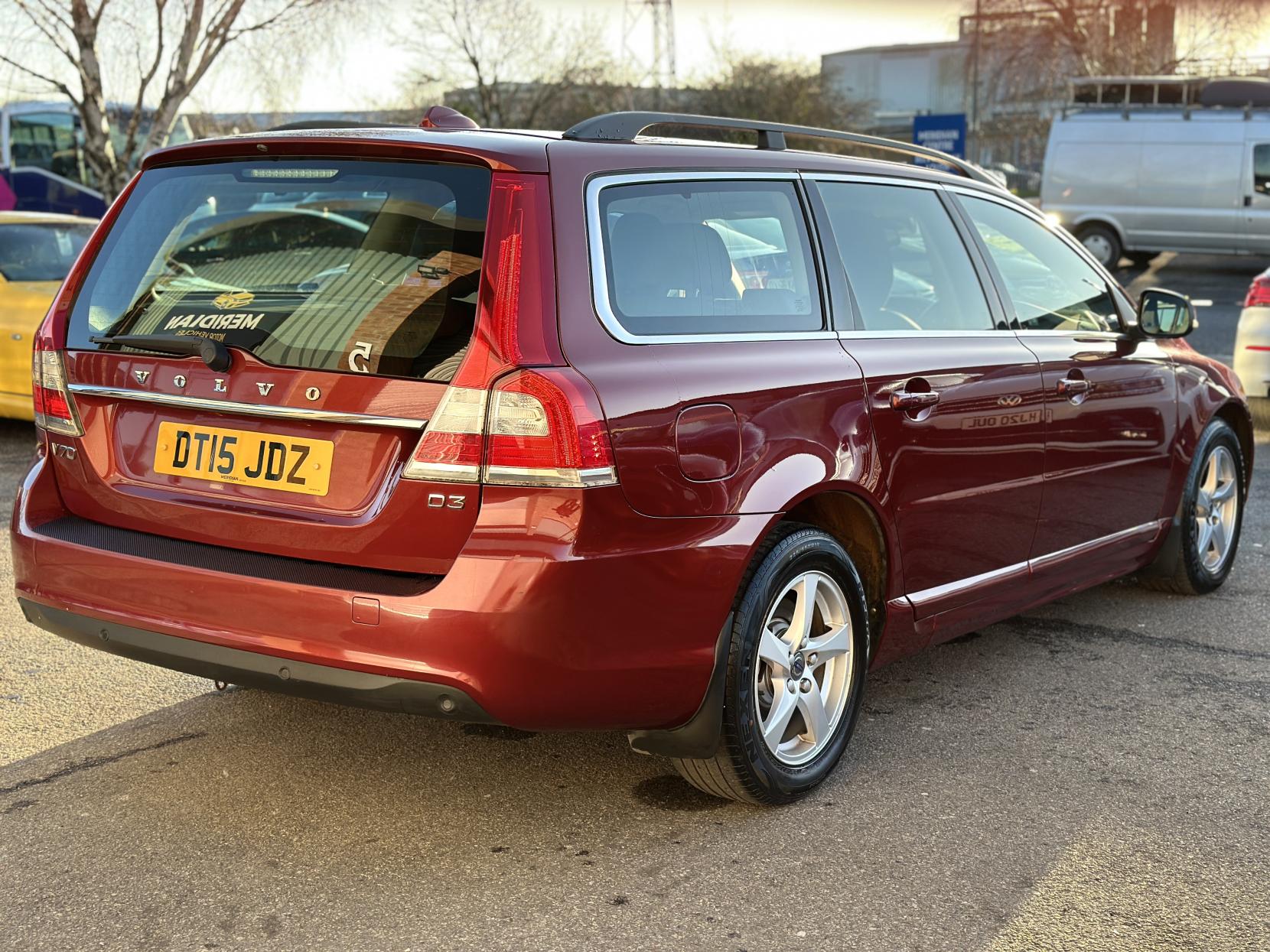 Volvo V70 2.0 D3 Business Edition Estate 5dr Diesel Geartronic Euro 5 (s/s) (136 ps)