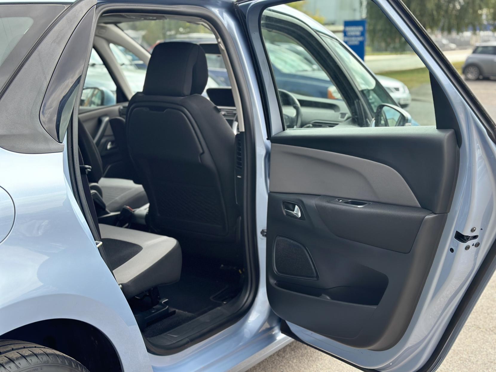 Citroen C4 Picasso 1.6 HDi VTR+ MPV 5dr Diesel Manual Euro 5 (90 ps)