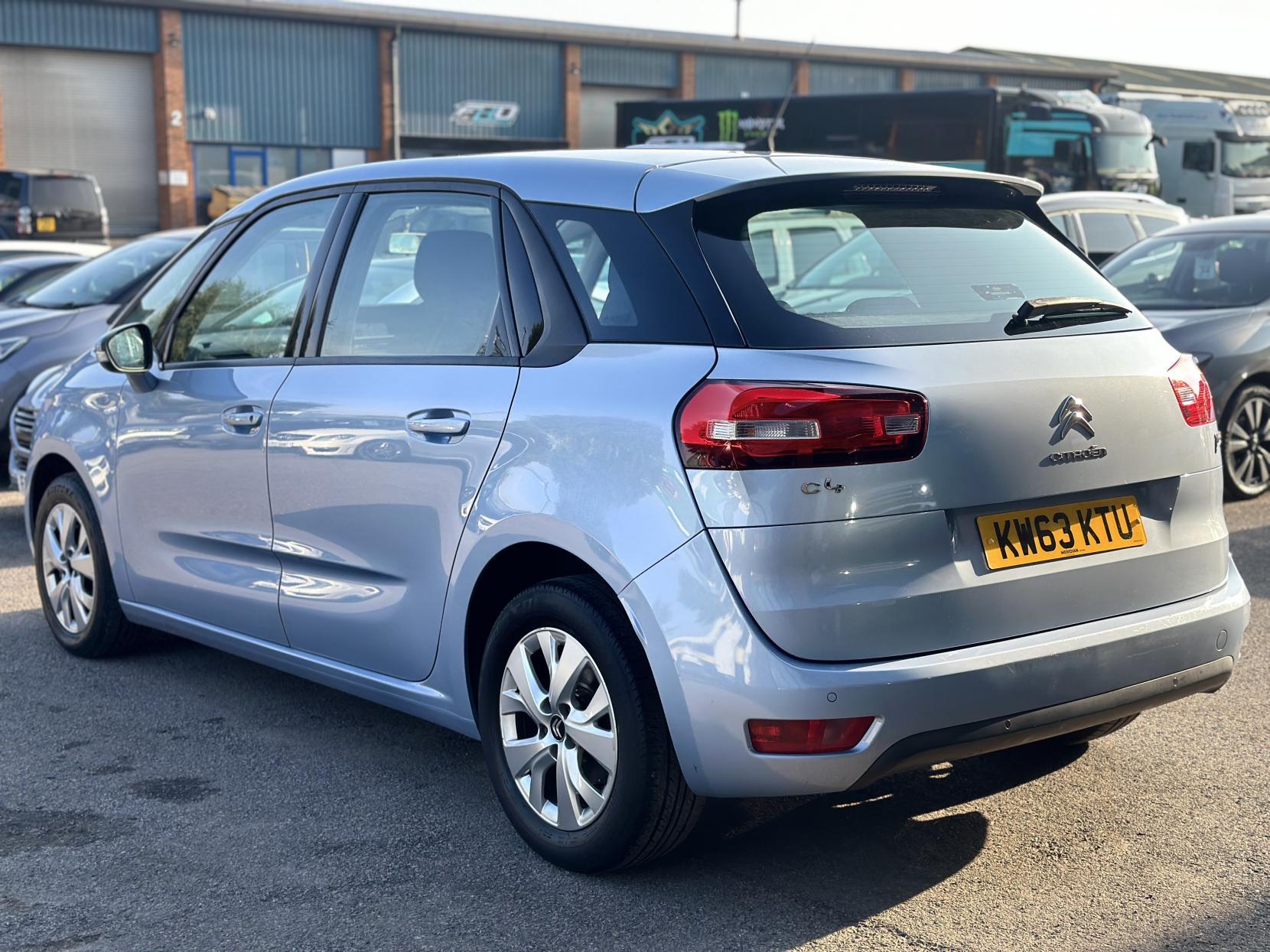 Citroen C4 Picasso 1.6 HDi VTR+ MPV 5dr Diesel Manual Euro 5 (90 ps)