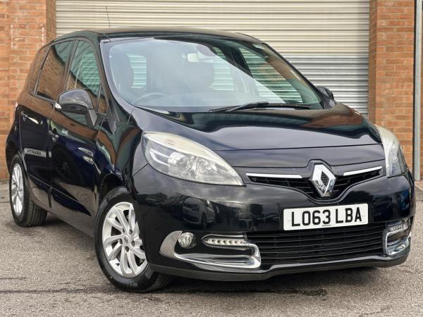 Renault Scenic 1.5 dCi Dynamique TomTom MPV 5dr Diesel EDC Euro 5 (110 ps)