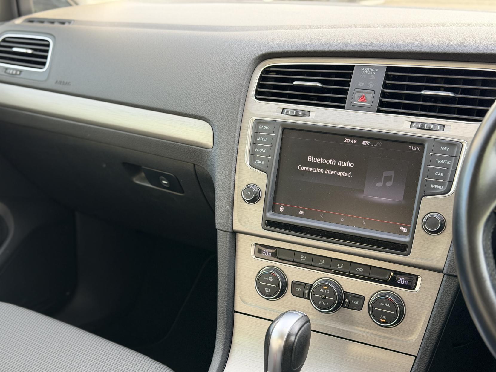 Volkswagen Golf 1.2 TSI BlueMotion Tech S Hatchback 5dr Petrol DSG Euro 5 (s/s) (105 ps)