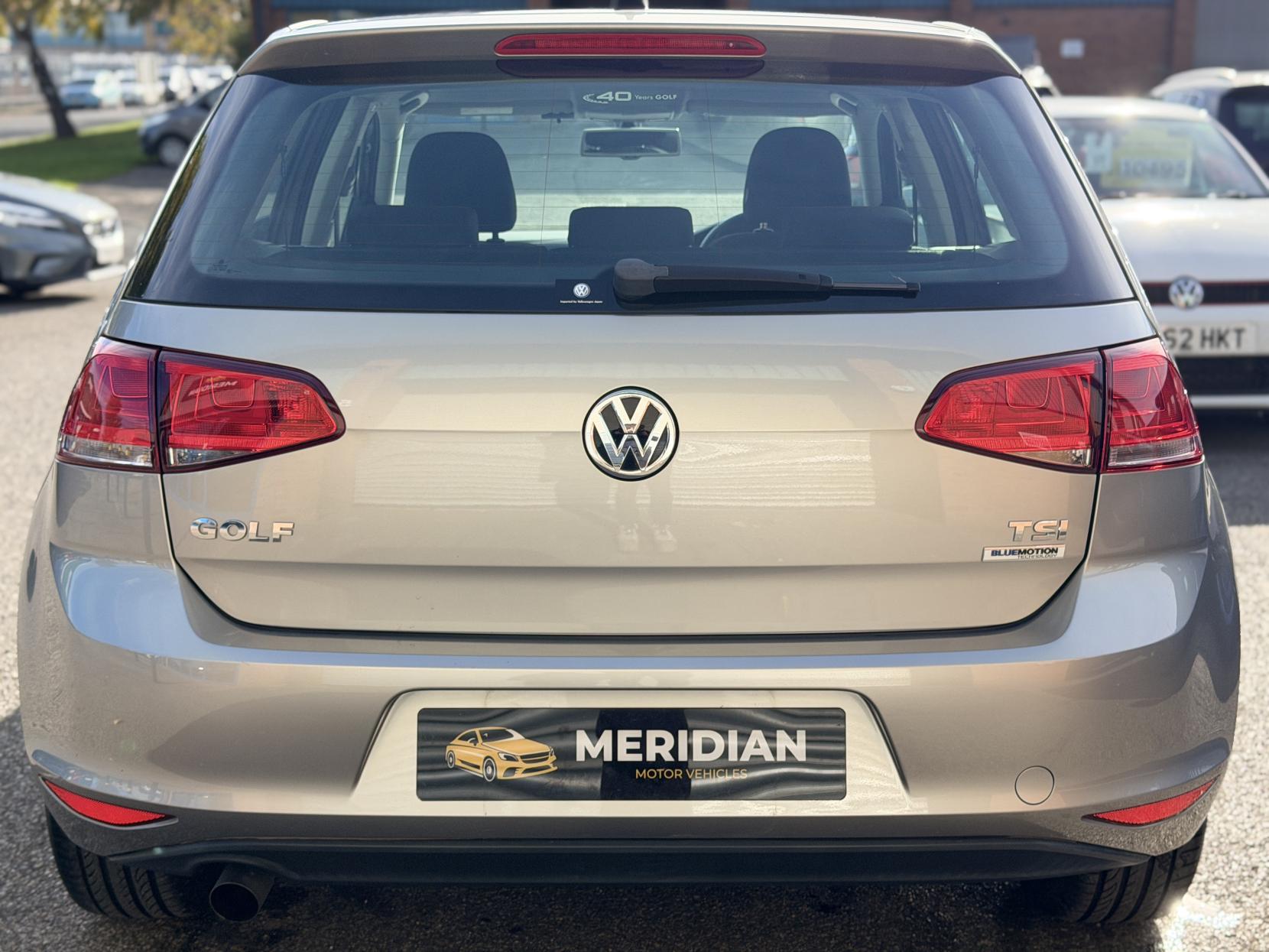 Volkswagen Golf 1.2 TSI BlueMotion Tech S Hatchback 5dr Petrol DSG Euro 5 (s/s) (105 ps)