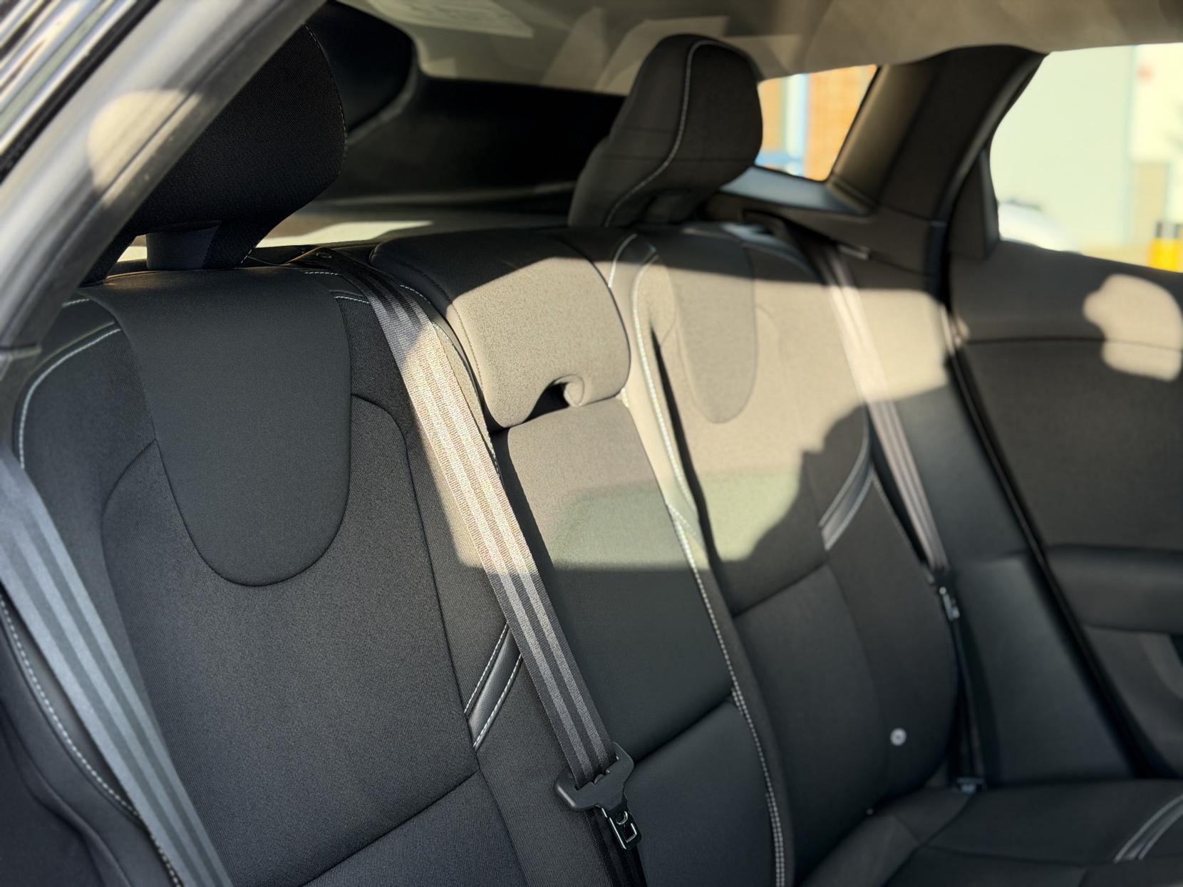 Volvo V40 2.0 D4 SE Lux Nav Hatchback 5dr Diesel Geartronic Euro 6 (s/s) (190 ps)