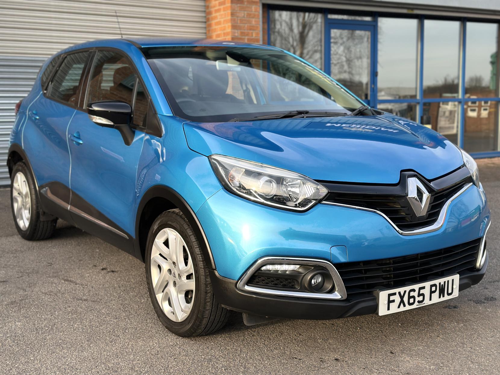 Renault Captur 0.9 TCe ENERGY Dynamique Nav SUV 5dr Petrol Manual Euro 6 (s/s) (90 ps)