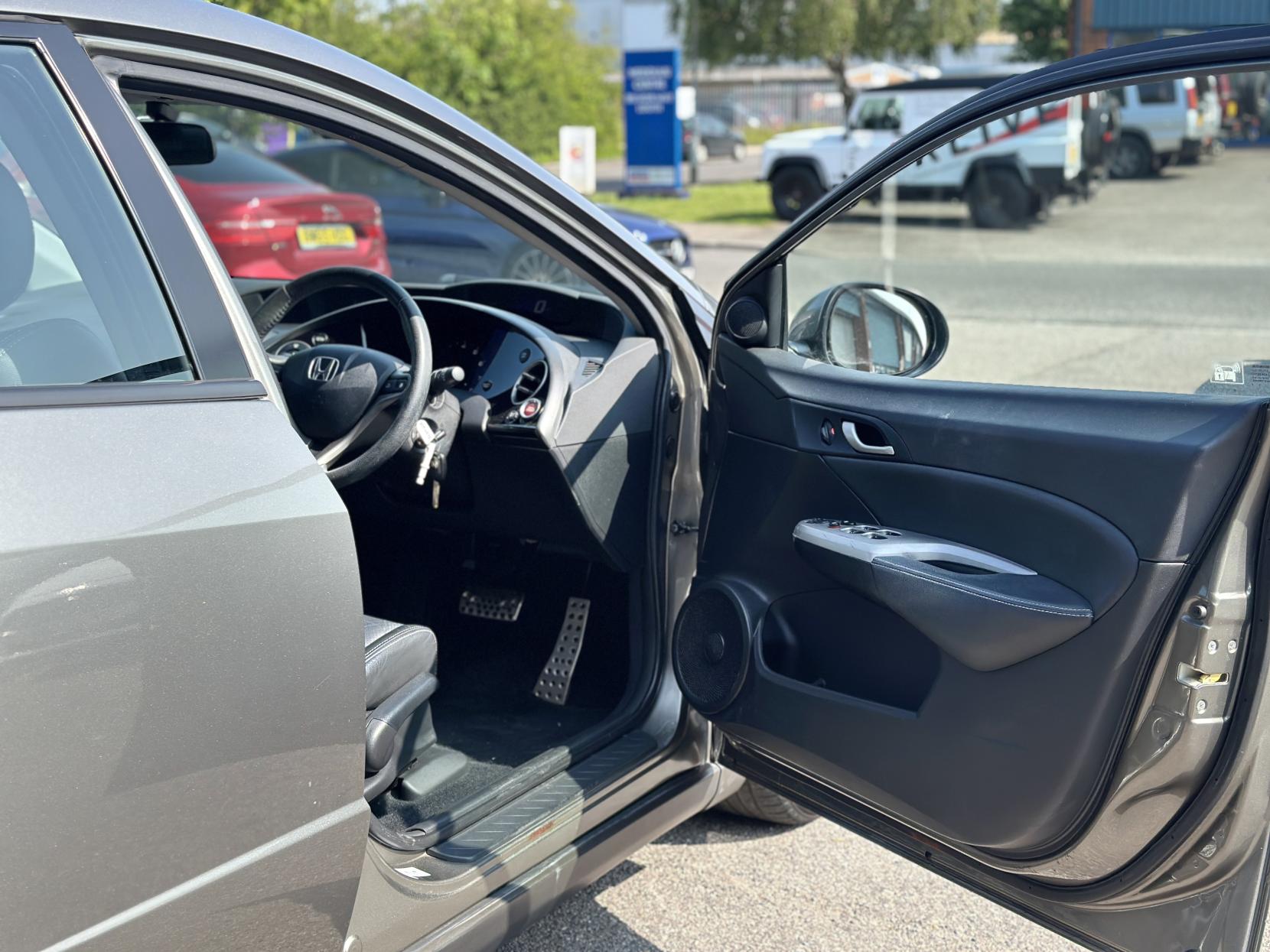 Honda Civic 1.8 i-VTEC SE Hatchback 5dr Petrol i-Shift (158 g/km, 138 bhp)