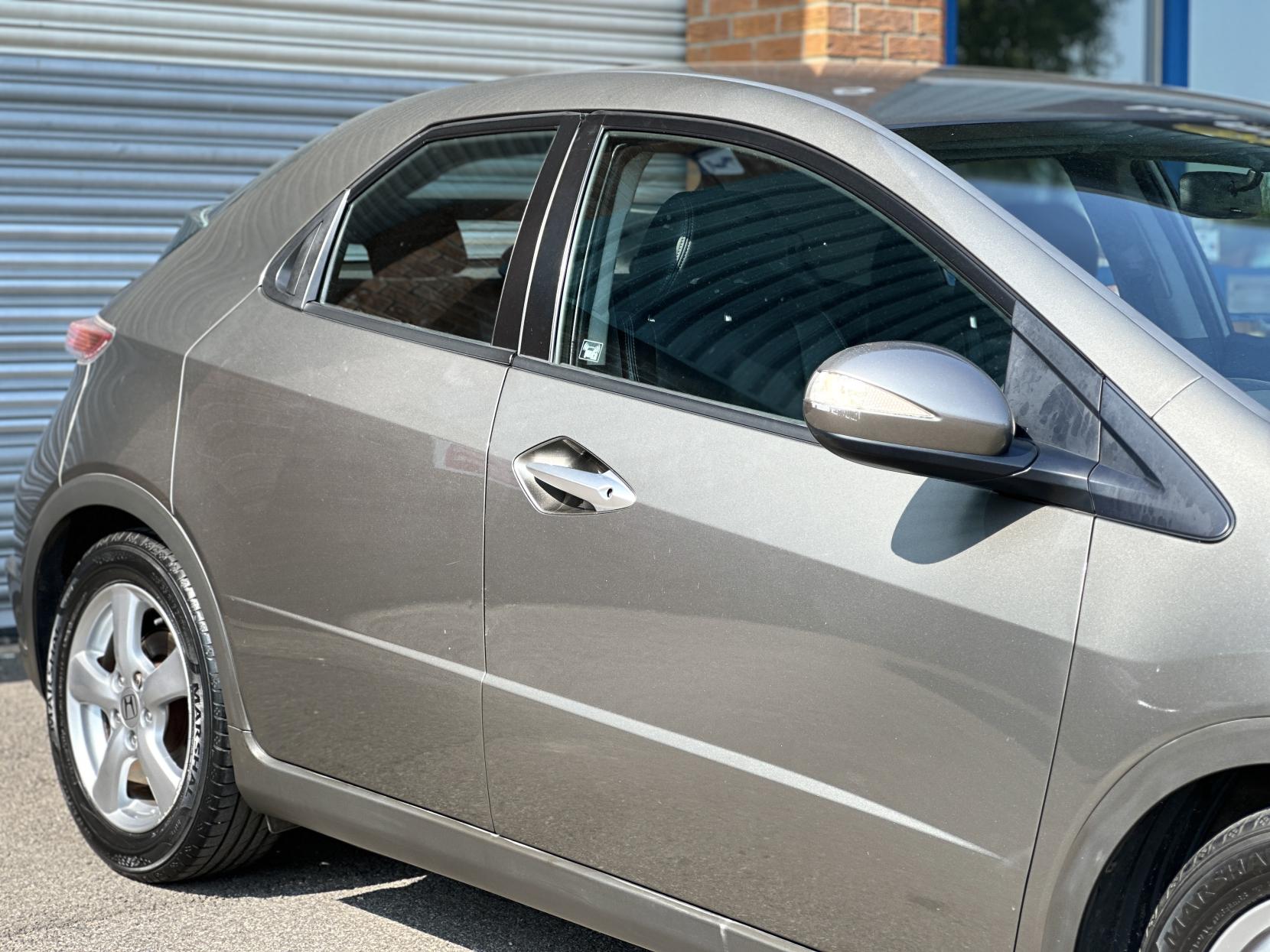 Honda Civic 1.8 i-VTEC SE Hatchback 5dr Petrol i-Shift (158 g/km, 138 bhp)