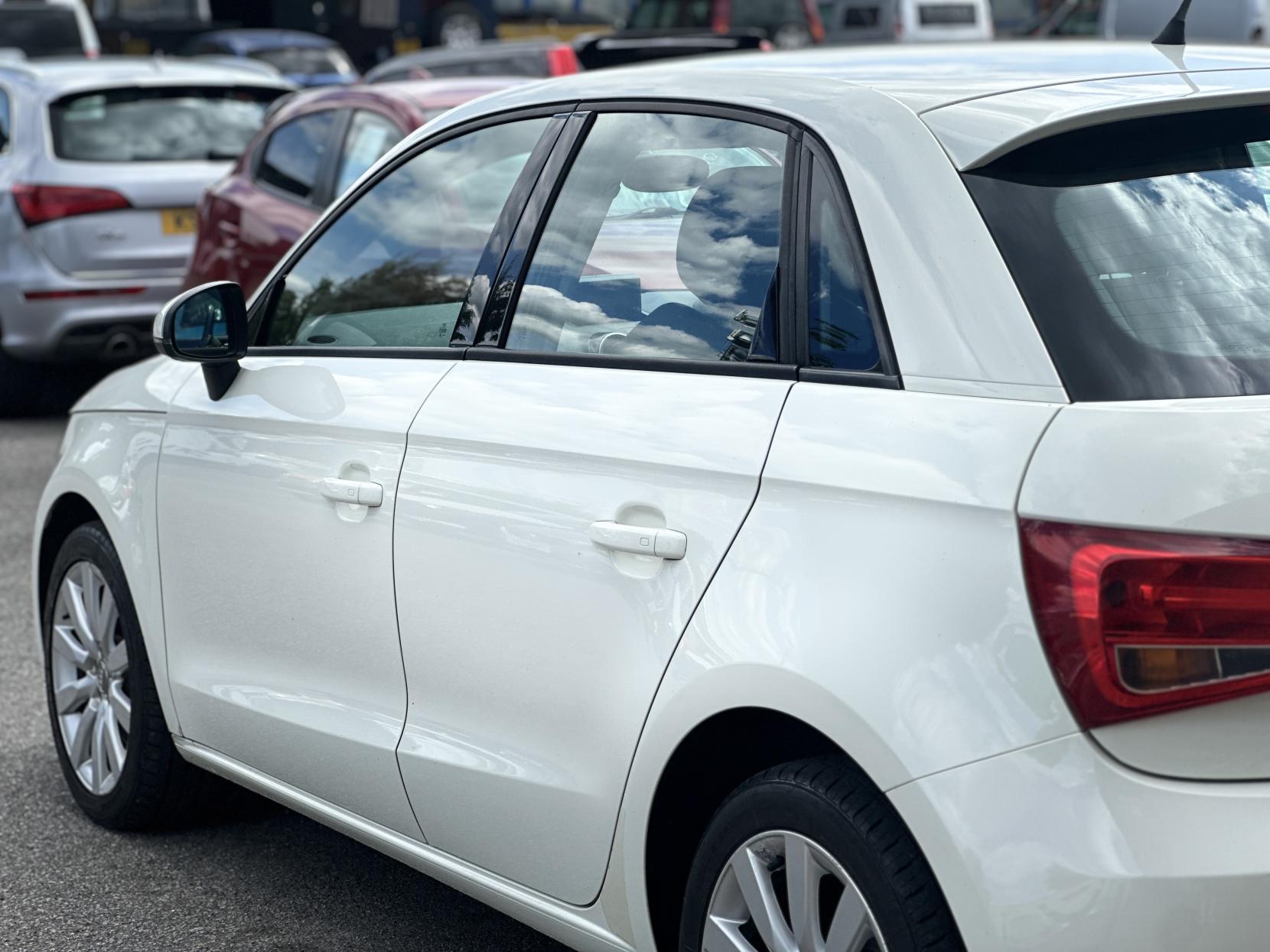 Audi A1 1.4 TFSI Sport Sportback 5dr Petrol Manual Euro 5 (s/s) (122 ps)