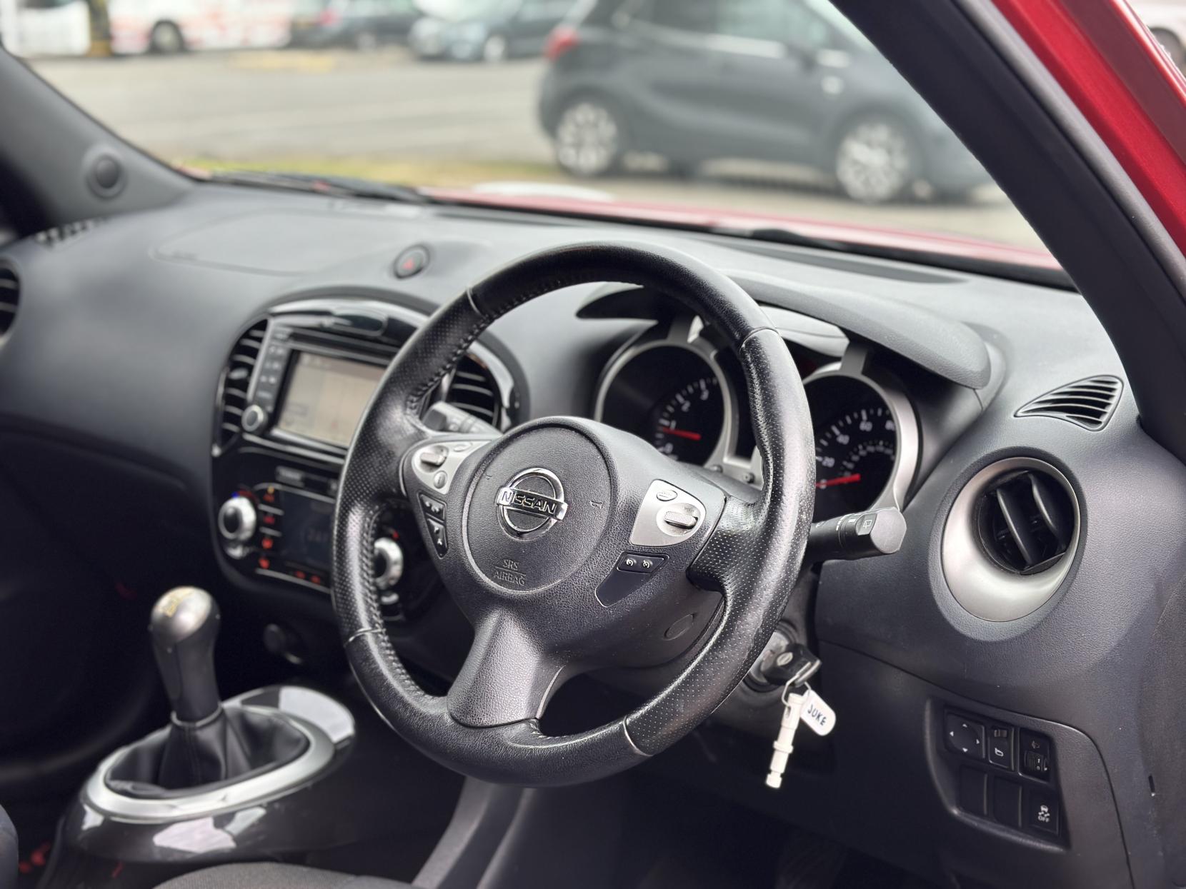 Nissan Juke 1.6 n-tec SUV 5dr Petrol Manual Euro 5 (17in Alloy) (117 ps)