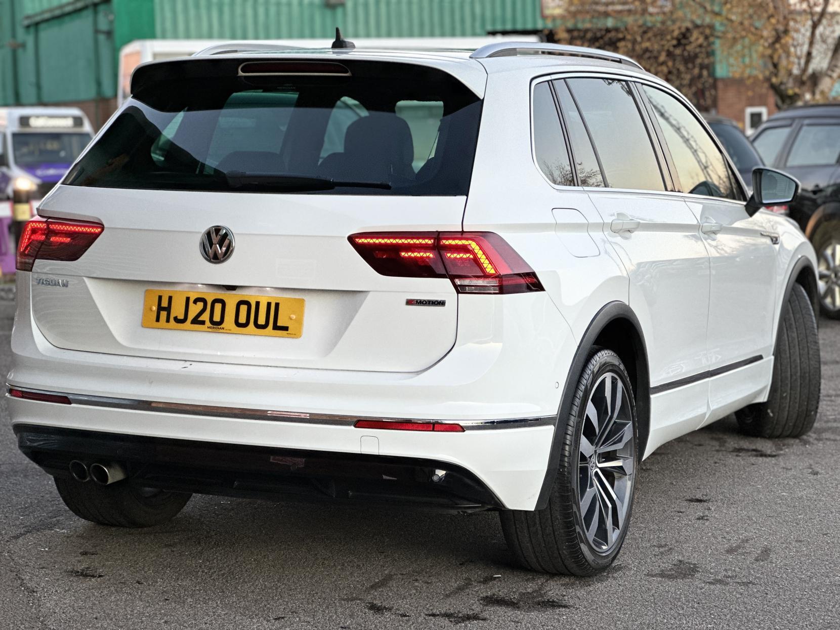 Volkswagen Tiguan 2.0 TDI R-Line Tech SUV 5dr Diesel DSG 4Motion Euro 6 (s/s) (190 ps)