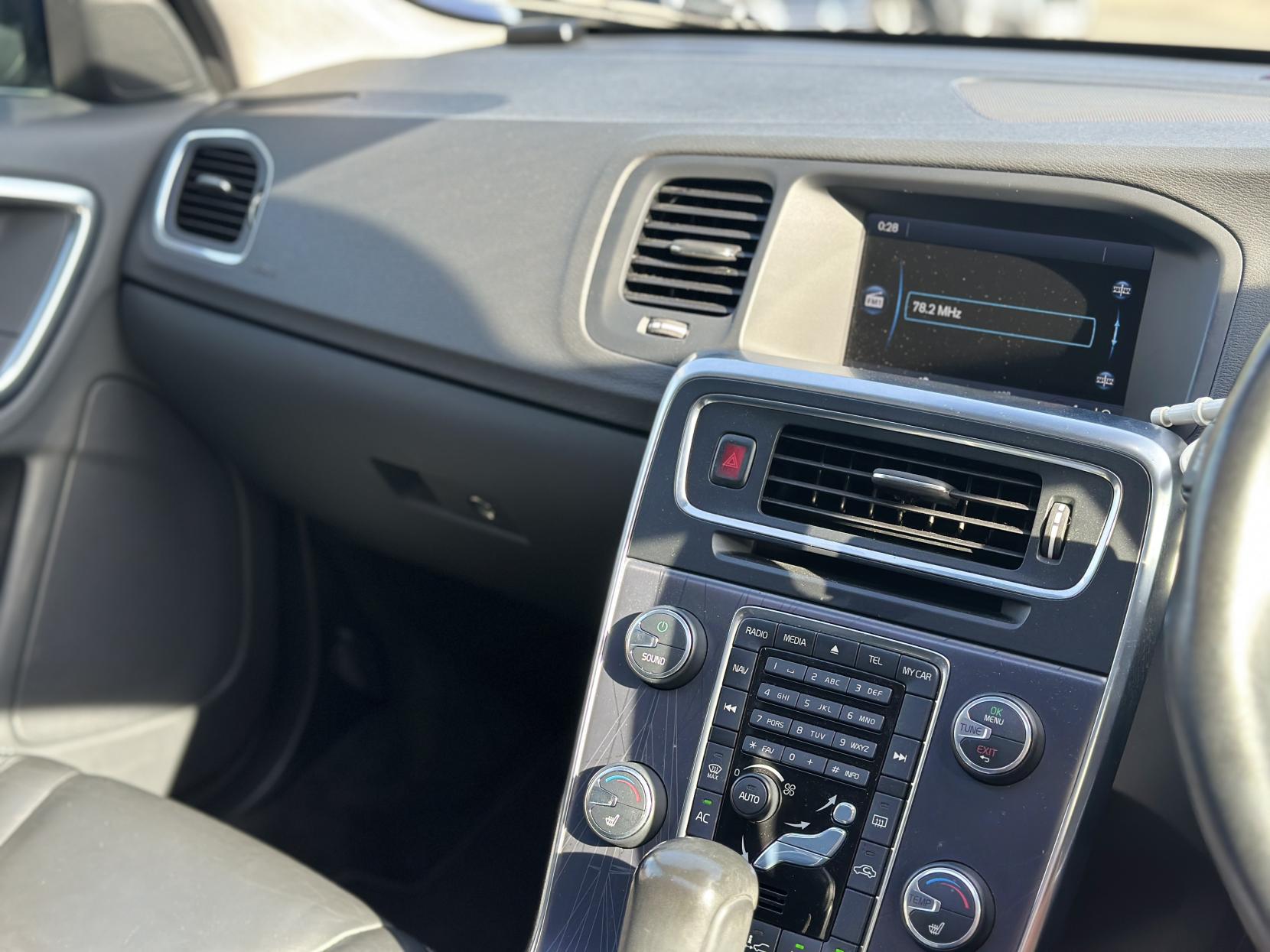 Volvo V60 1.6 Ocean Race Nav Estate (2010 - 2013)