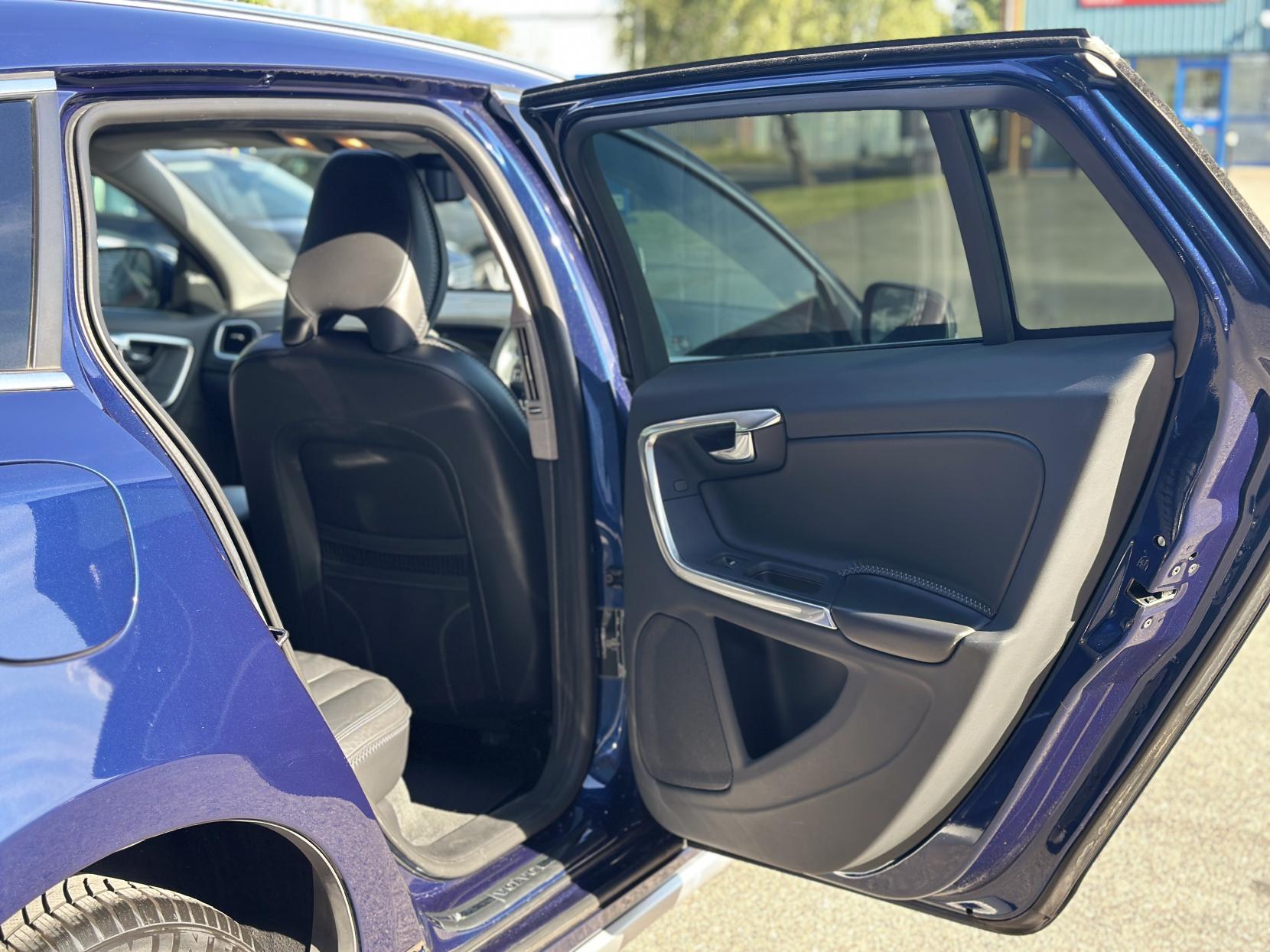 Volvo V60 1.6 Ocean Race Nav Estate (2010 - 2013)