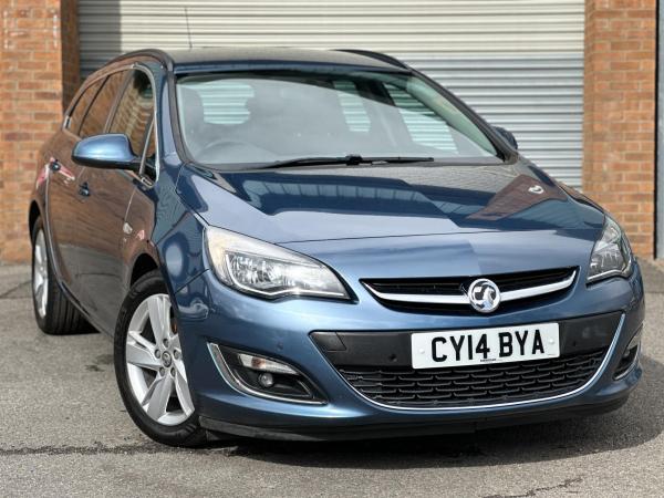 Vauxhall Astra 2.0 CDTi SRi Sports Tourer 5dr Diesel Manual Euro 5 (s/s) (165 ps)