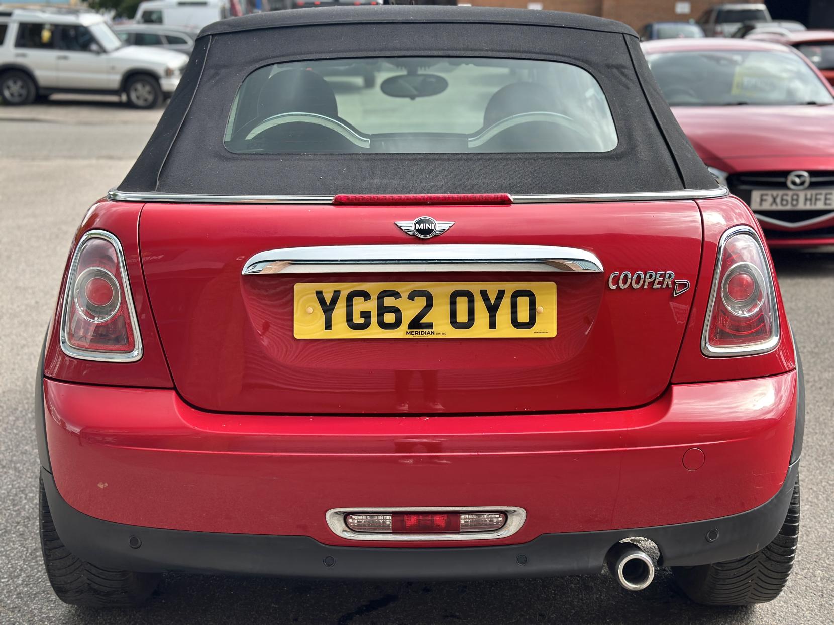 MINI Convertible 1.6 Cooper D Convertible 2dr Diesel Manual Euro 5 (s/s) (112 ps)