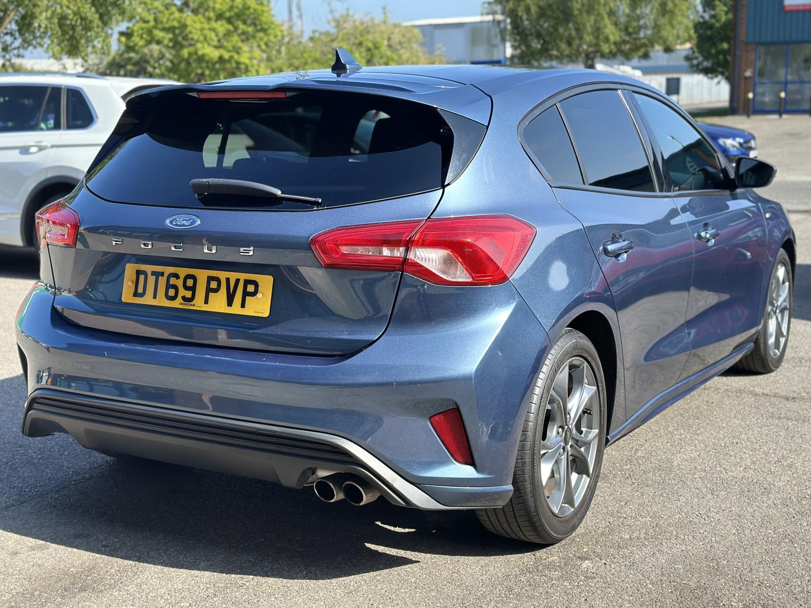 Ford Focus 1.5 EcoBlue ST-Line Hatchback 5dr Diesel Manual Euro 6 (s/s) (120 ps)