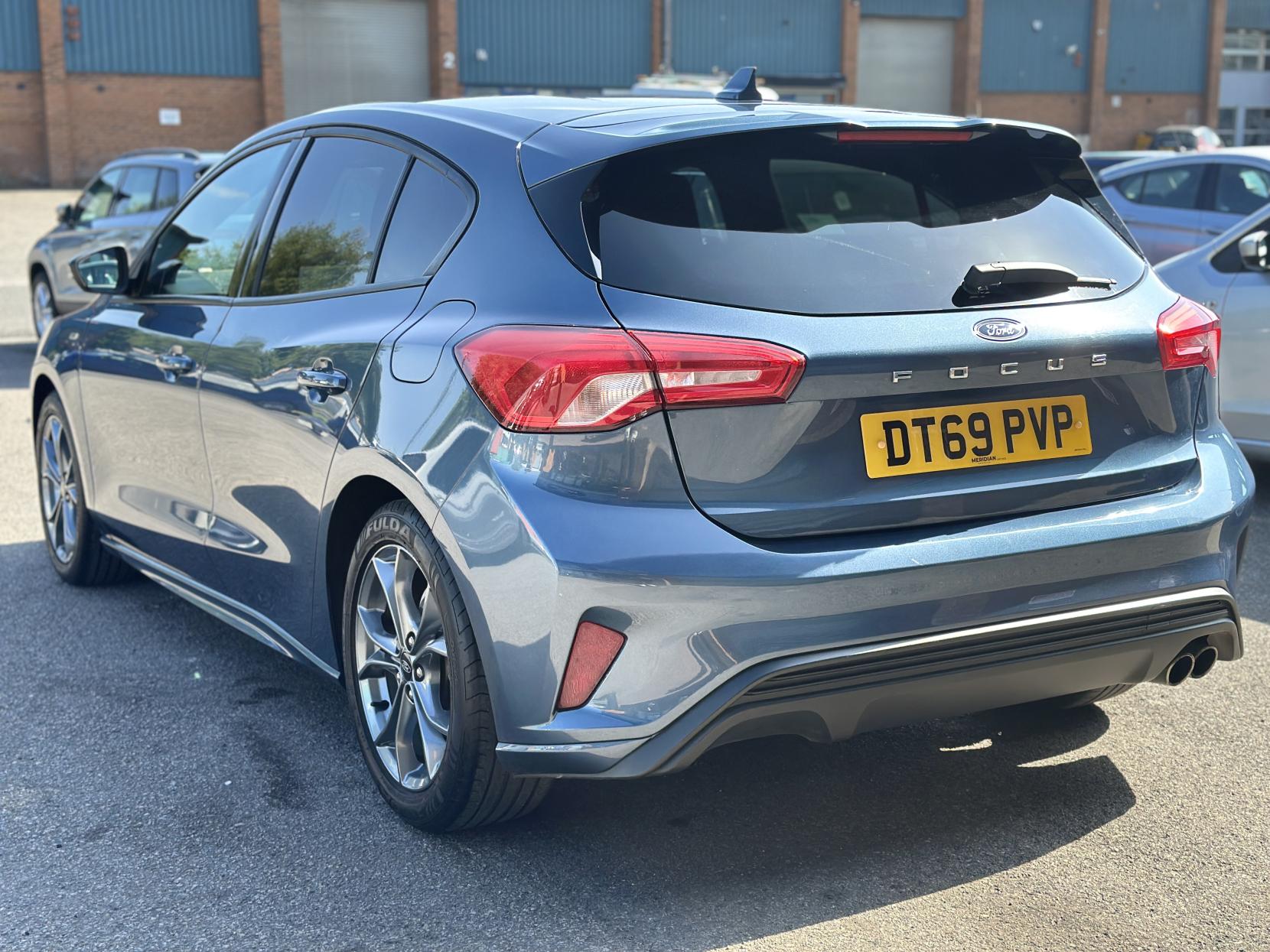 Ford Focus 1.5 EcoBlue ST-Line Hatchback 5dr Diesel Manual Euro 6 (s/s) (120 ps)