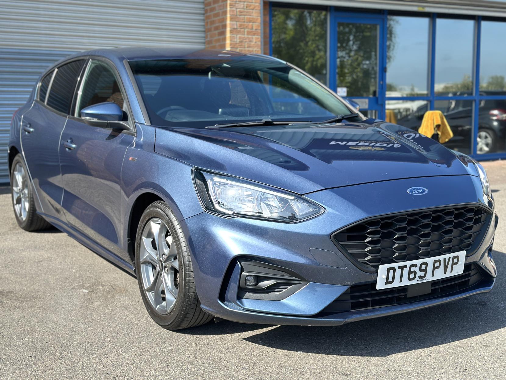 Ford Focus 1.5 EcoBlue ST-Line Hatchback 5dr Diesel Manual Euro 6 (s/s) (120 ps)