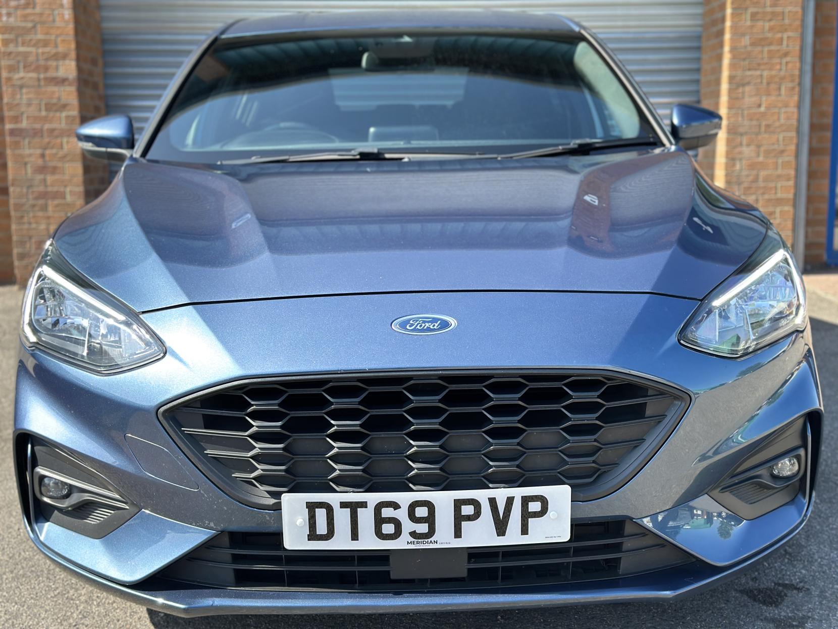 Ford Focus 1.5 EcoBlue ST-Line Hatchback 5dr Diesel Manual Euro 6 (s/s) (120 ps)