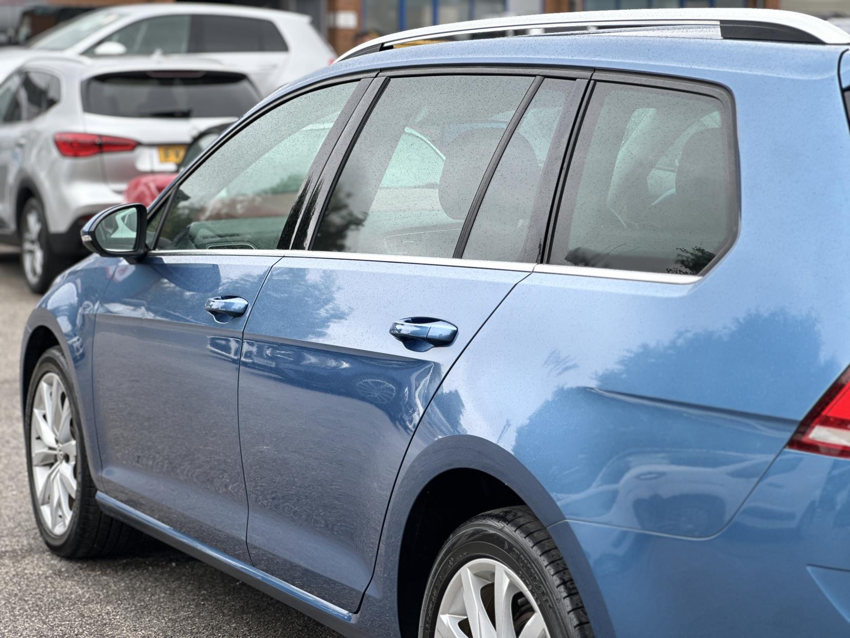 Volkswagen Golf 1.4 TSI BlueMotion Tech S Estate 5dr Petrol DSG Euro 5 (s/s) (122 ps)