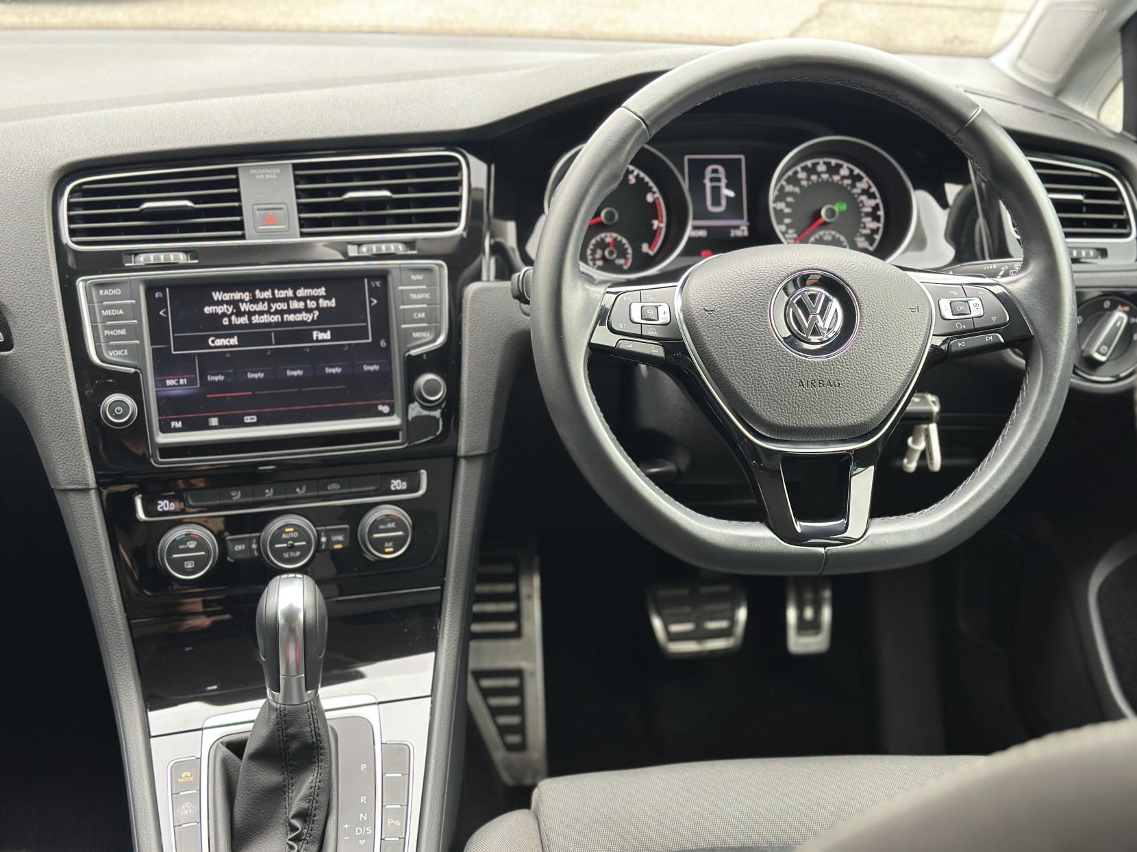 Volkswagen Golf 1.4 TSI BlueMotion Tech S Estate 5dr Petrol DSG Euro 5 (s/s) (122 ps)