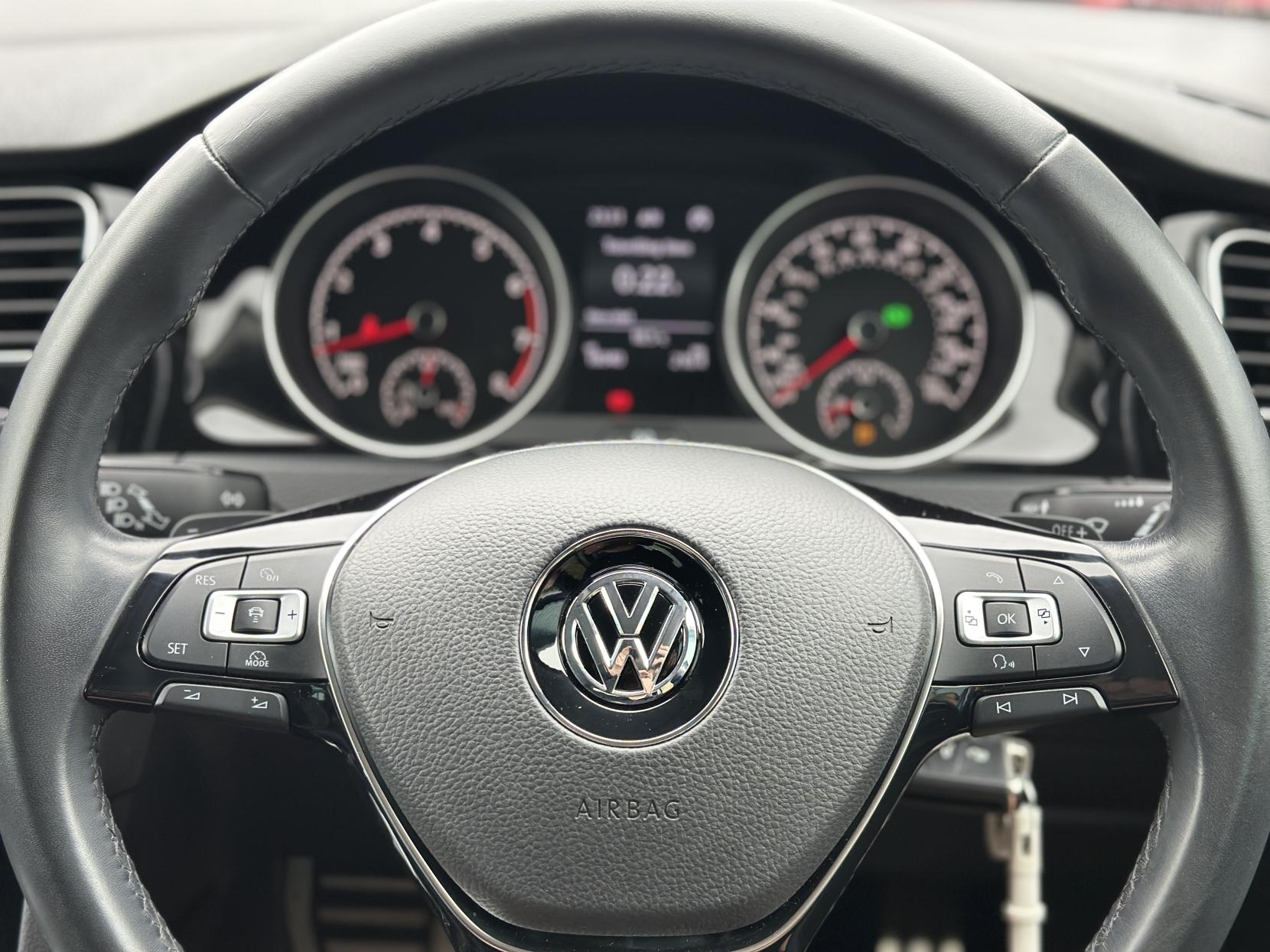 Volkswagen Golf 1.4 TSI BlueMotion Tech S Estate 5dr Petrol DSG Euro 5 (s/s) (122 ps)