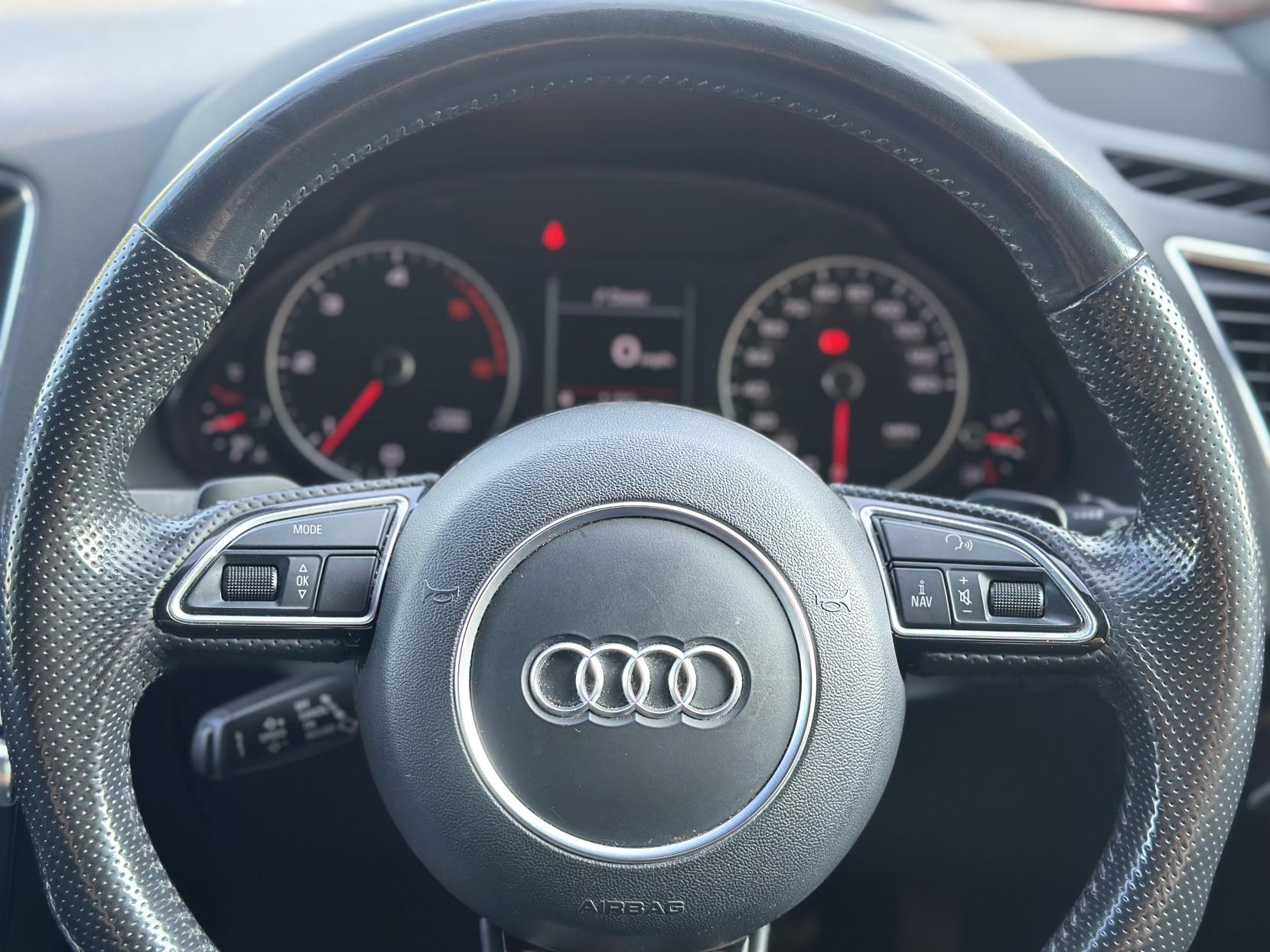 Audi Q5 2.0 TDI S line SUV 5dr Diesel S Tronic quattro Euro 6 (s/s) (190 ps)