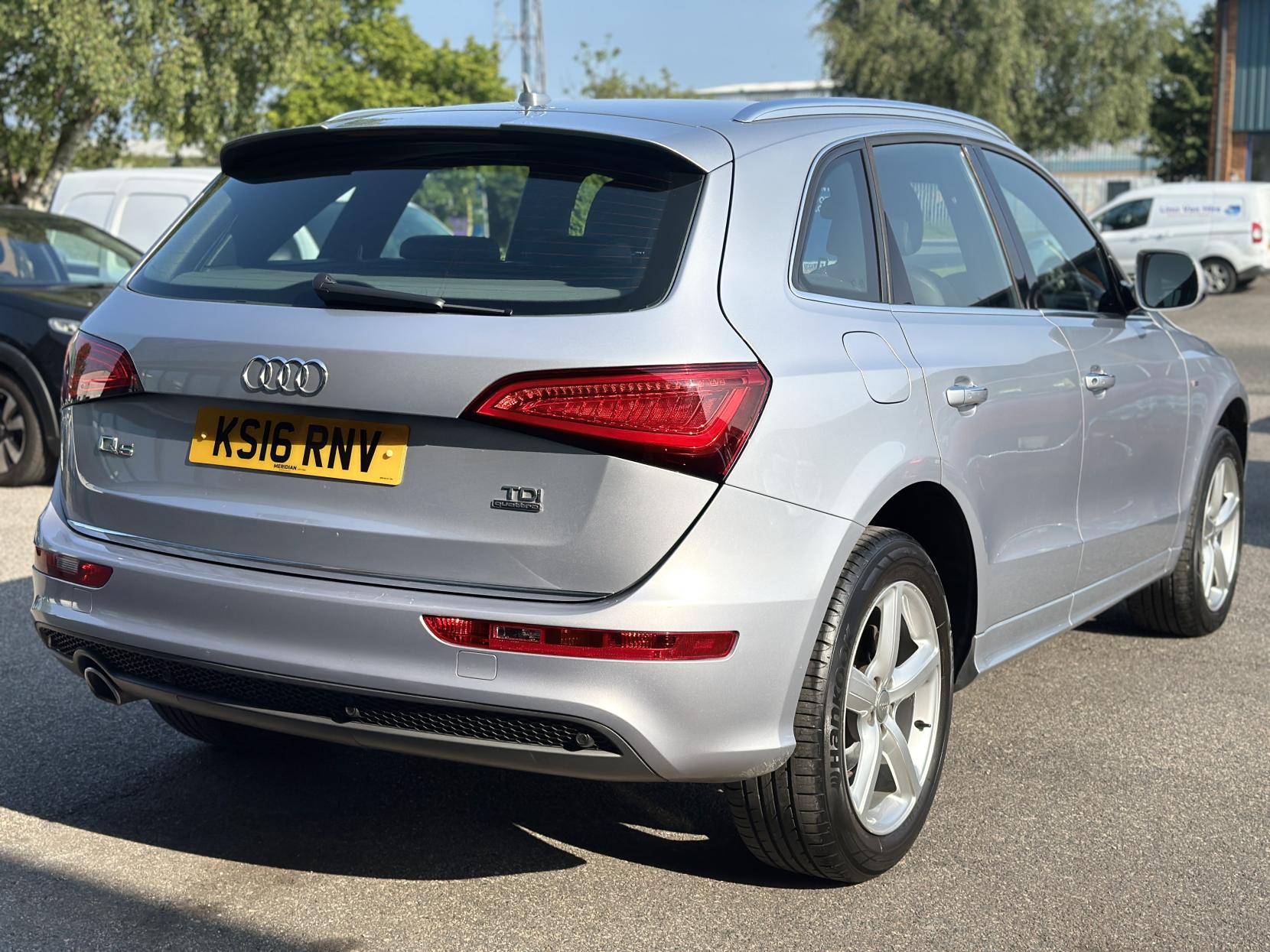 Audi Q5 2.0 TDI S line SUV 5dr Diesel S Tronic quattro Euro 6 (s/s) (190 ps)