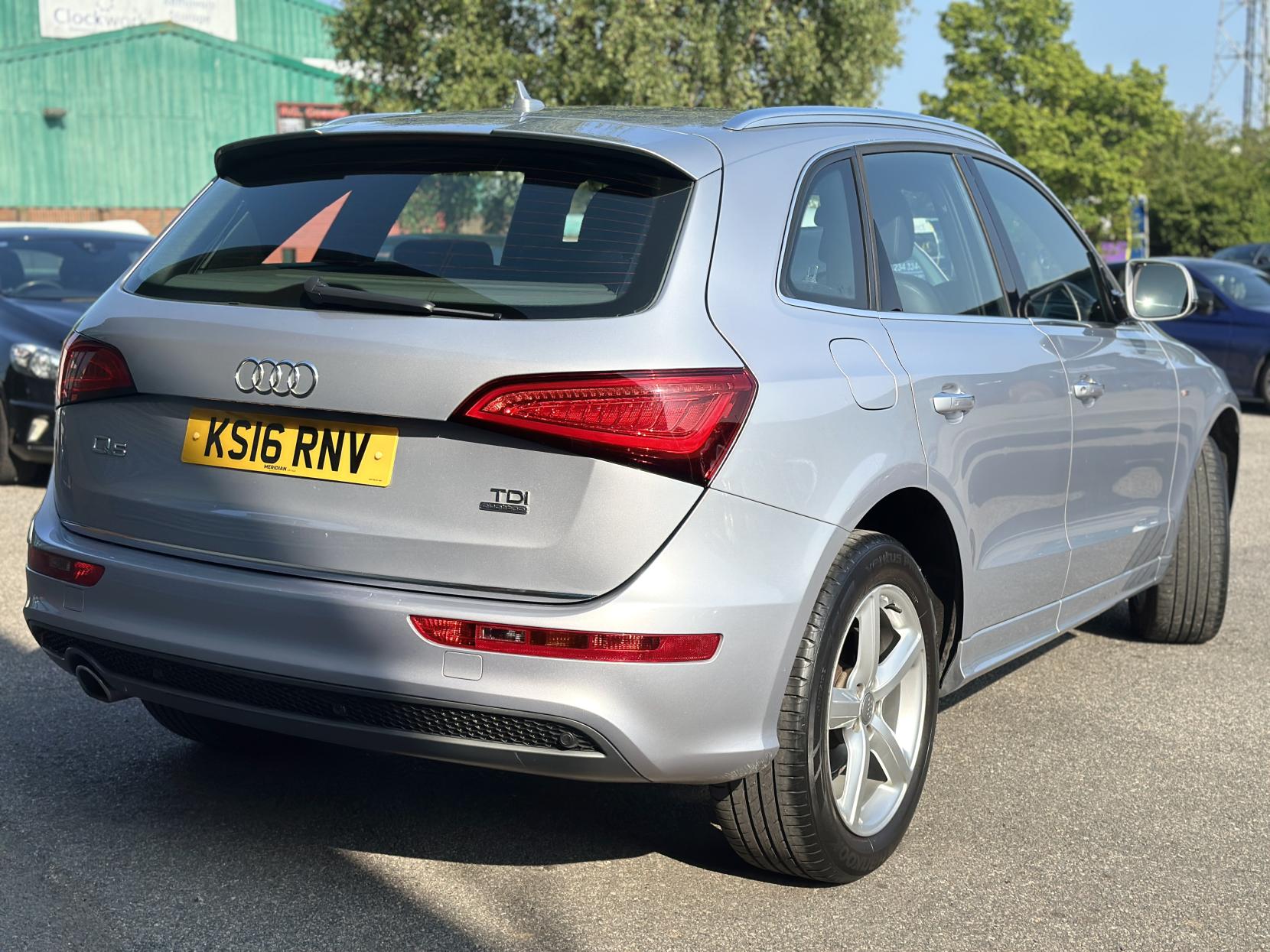 Audi Q5 2.0 TDI S line SUV 5dr Diesel S Tronic quattro Euro 6 (s/s) (190 ps)