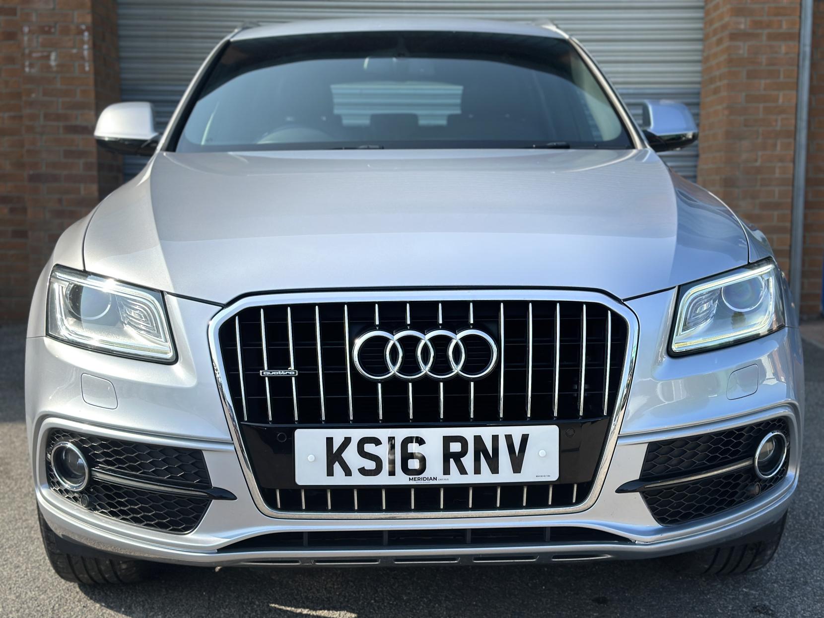 Audi Q5 2.0 TDI S line SUV 5dr Diesel S Tronic quattro Euro 6 (s/s) (190 ps)