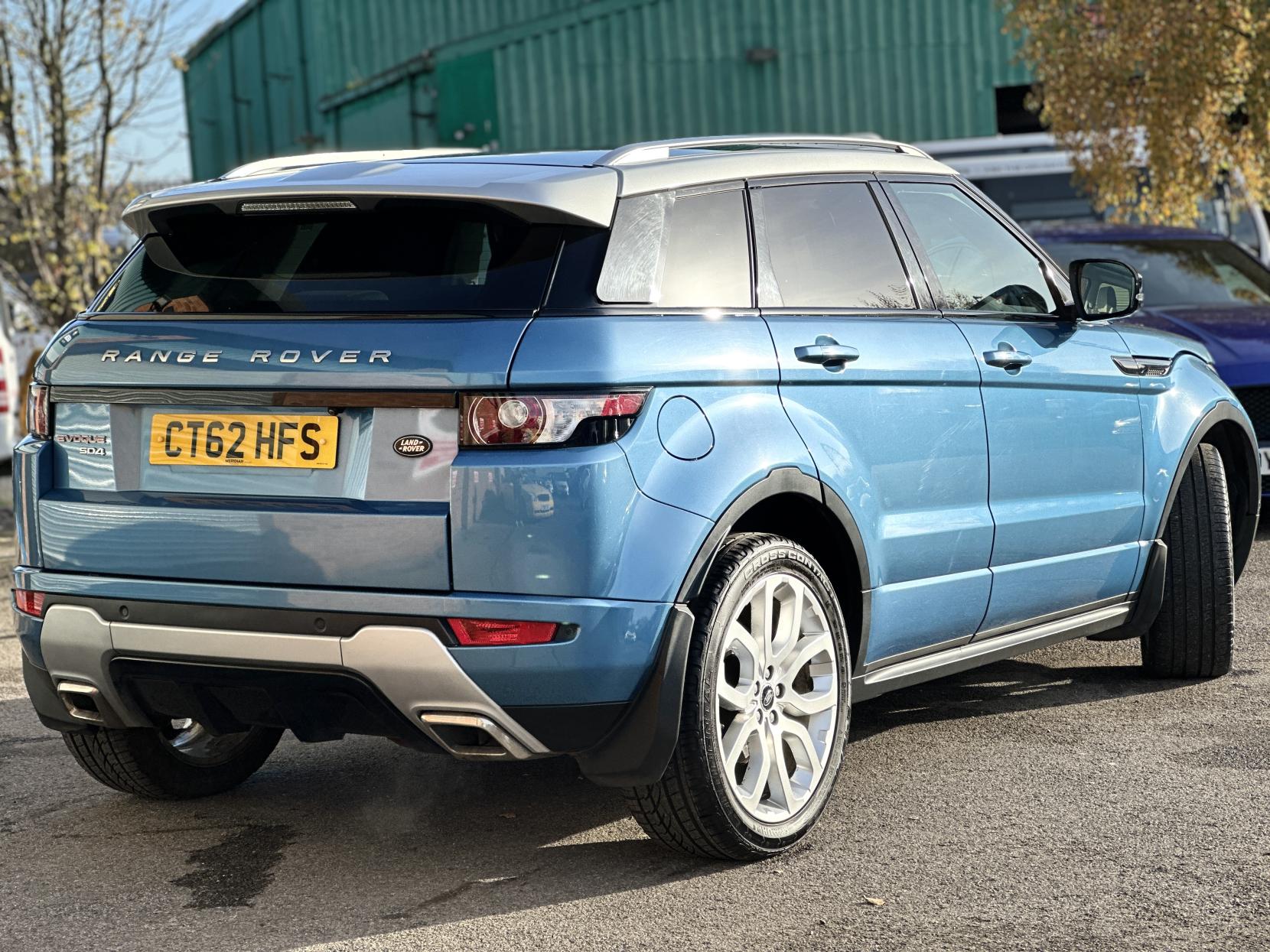 Land Rover Range Rover Evoque 2.2 SD4 Dynamic SUV 5dr Diesel Auto 4WD Euro 5 (190 ps)