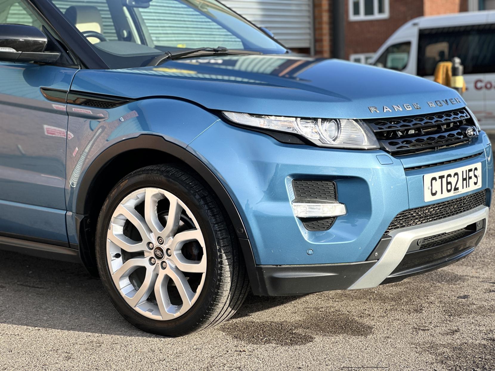 Land Rover Range Rover Evoque 2.2 SD4 Dynamic SUV 5dr Diesel Auto 4WD Euro 5 (190 ps)