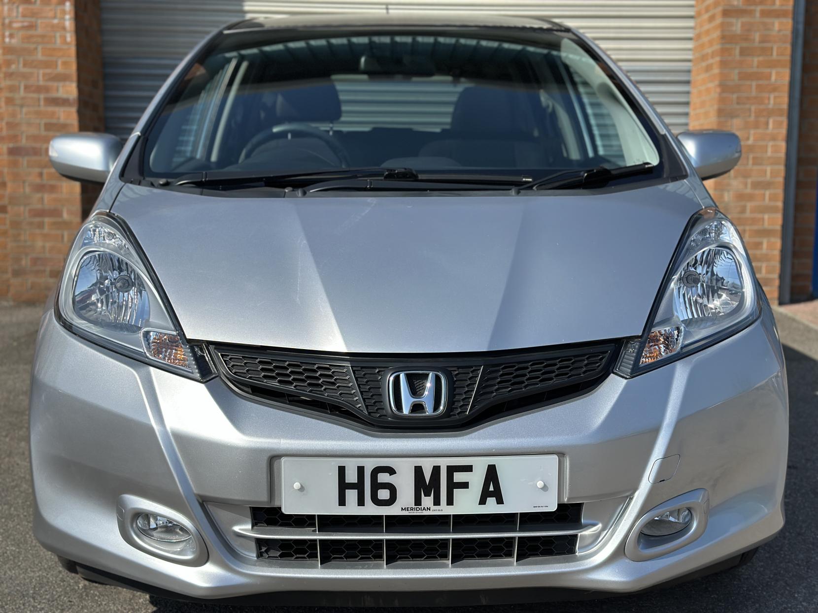 Honda Jazz 1.4 i-VTEC EX Hatchback 5dr Petrol CVT Euro 5 (99 ps)
