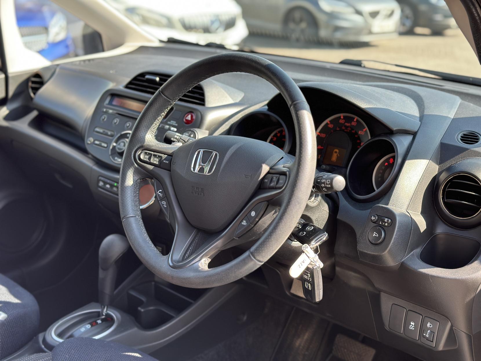 Honda Jazz 1.4 i-VTEC EX Hatchback 5dr Petrol CVT Euro 5 (99 ps)