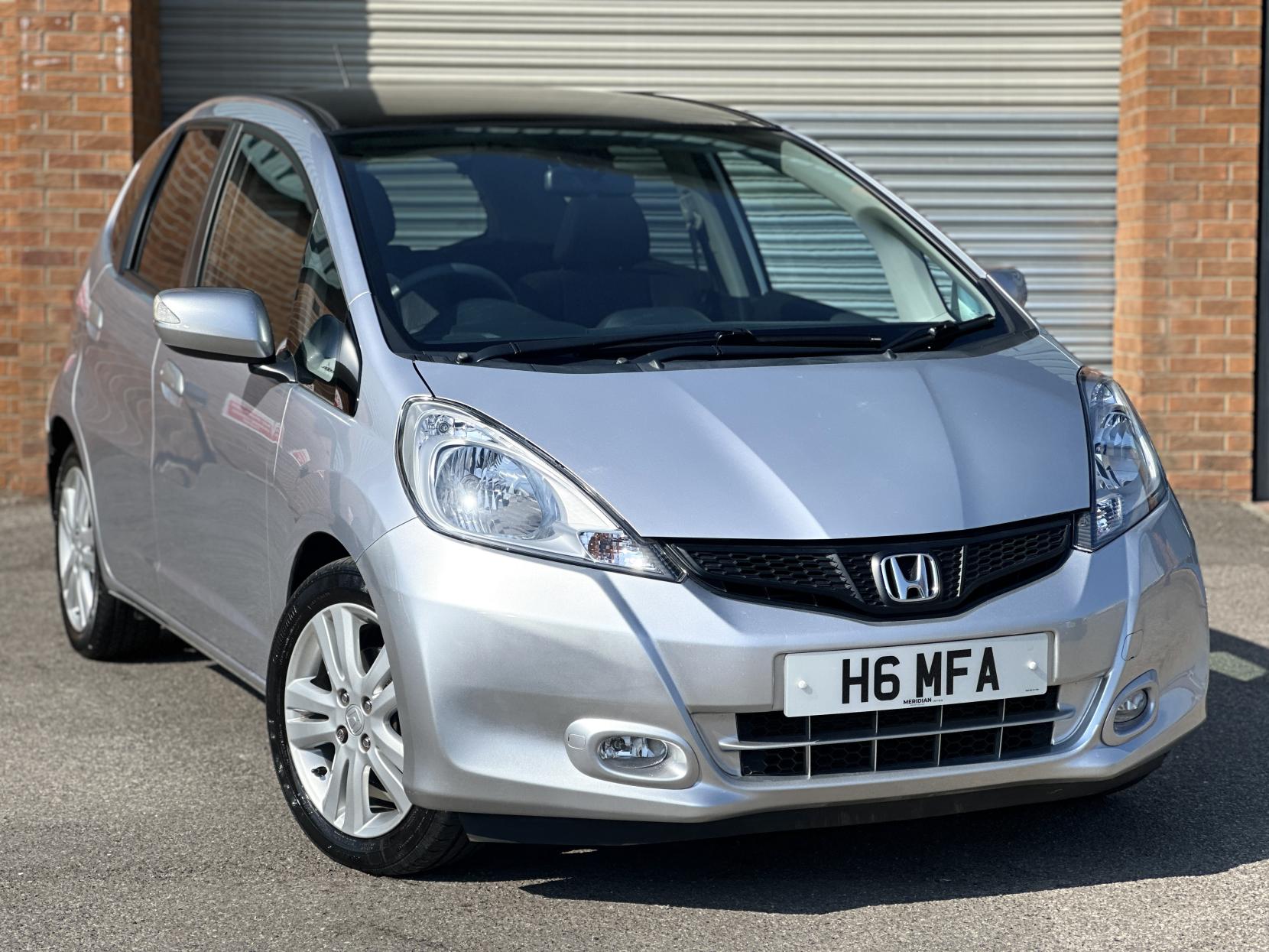 Honda Jazz 1.4 i-VTEC EX Hatchback 5dr Petrol CVT Euro 5 (99 ps)