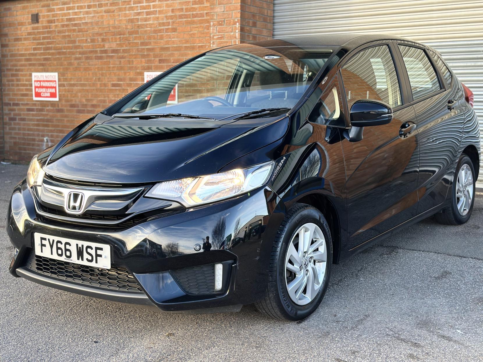 Honda Jazz 1.3 i-VTEC SE Hatchback 5dr Petrol Manual Euro 6 (s/s) (102 ps)