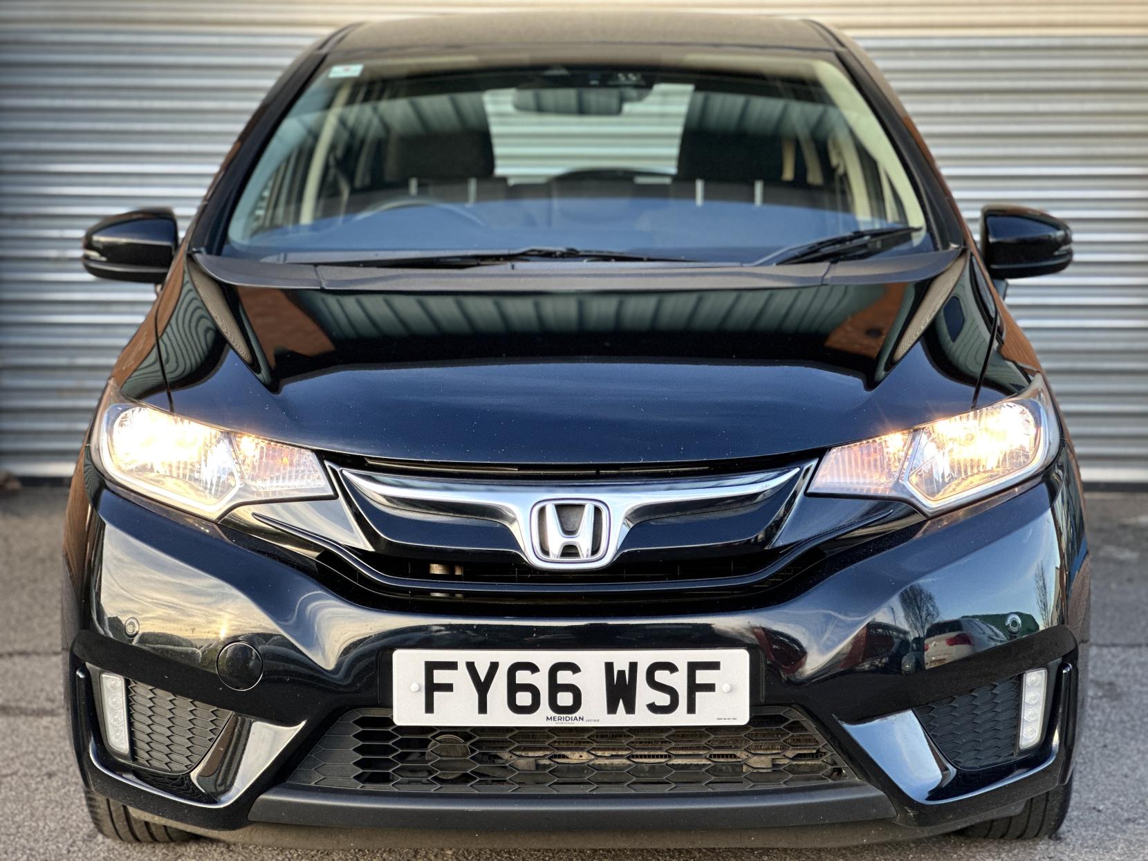 Honda Jazz 1.3 i-VTEC SE Hatchback 5dr Petrol Manual Euro 6 (s/s) (102 ps)