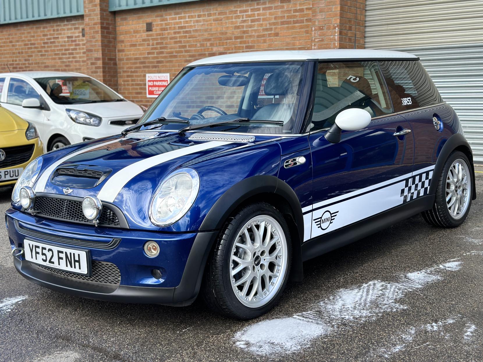 MINI Hatch 1.6 Cooper S Hatchback 3dr Petrol Manual Euro 3 (163 bhp)