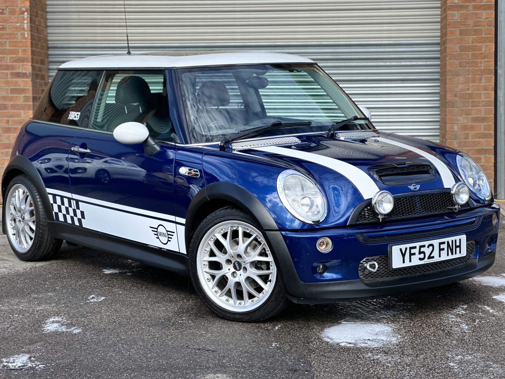 MINI Hatch 1.6 Cooper S Hatchback 3dr Petrol Manual Euro 3 (163 bhp)