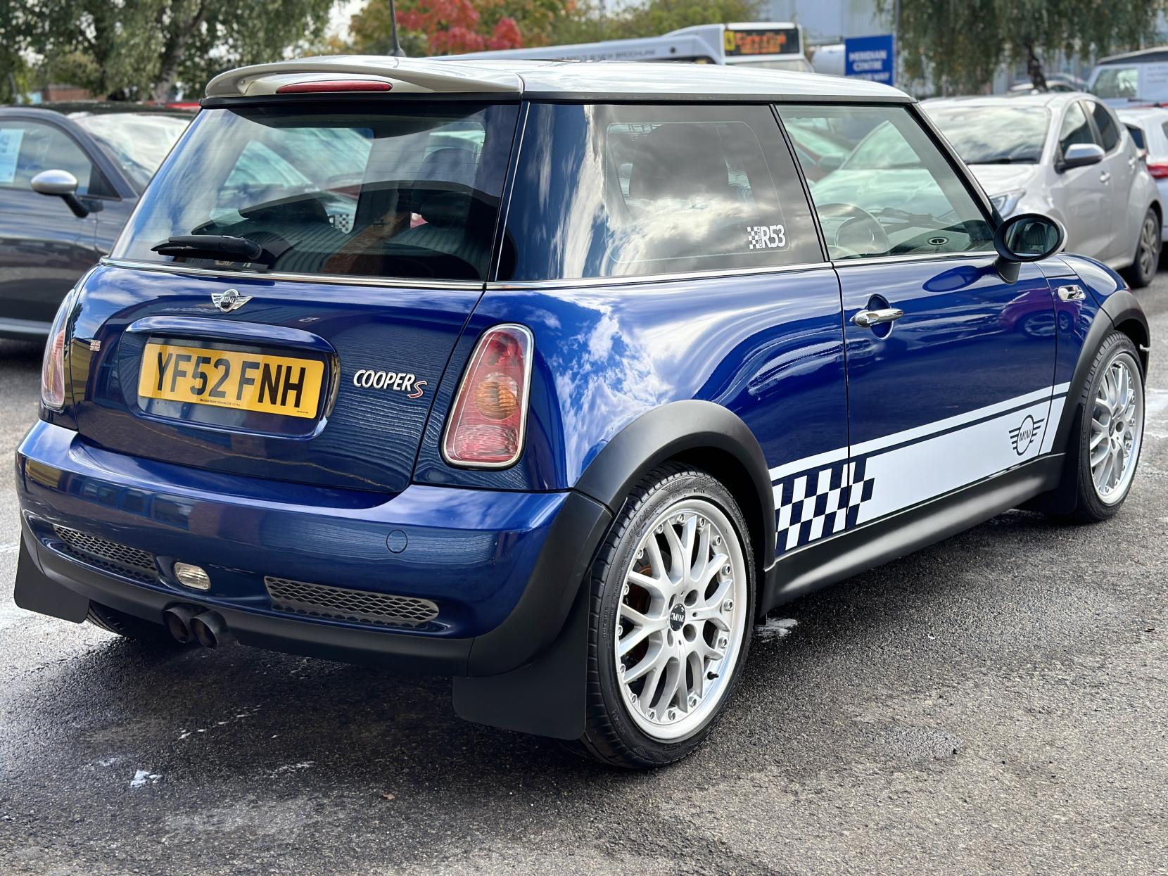 MINI Hatch 1.6 Cooper S Hatchback 3dr Petrol Manual Euro 3 (163 bhp)