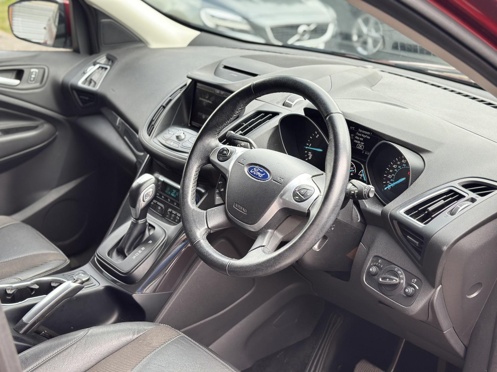 Ford Kuga 2.0 TDCi Titanium SUV 5dr Diesel Powershift AWD Euro 6 (s/s) (180 ps)