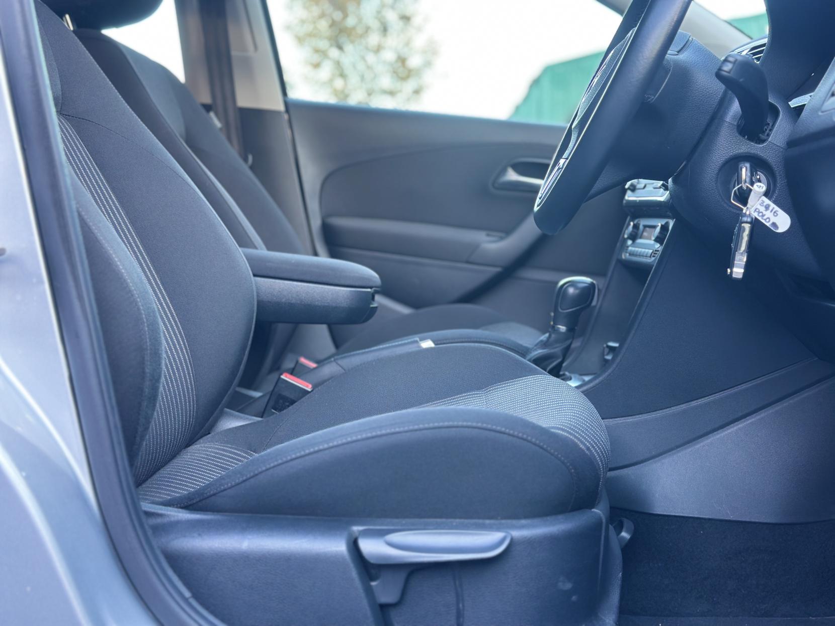 Volkswagen Polo 1.2 Hatchback (2009 - 2014)