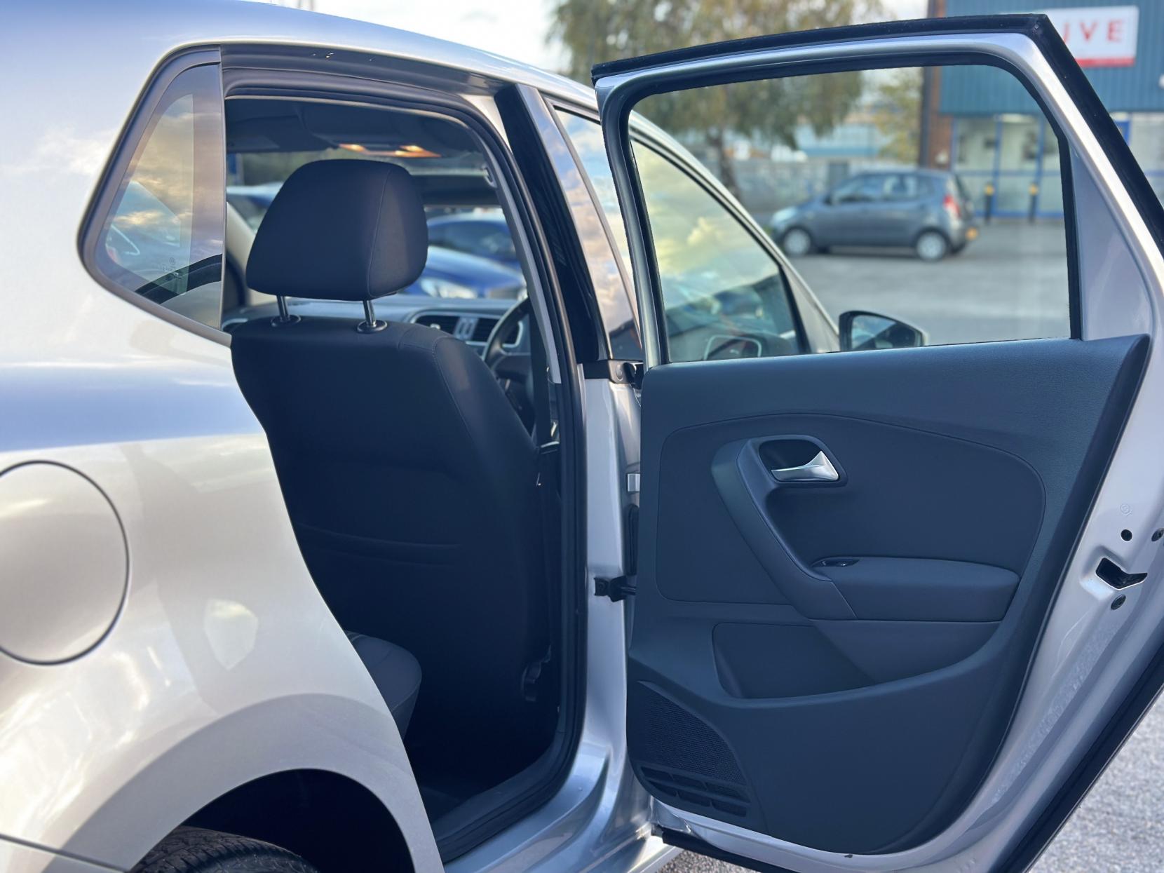 Volkswagen Polo 1.2 Hatchback (2009 - 2014)